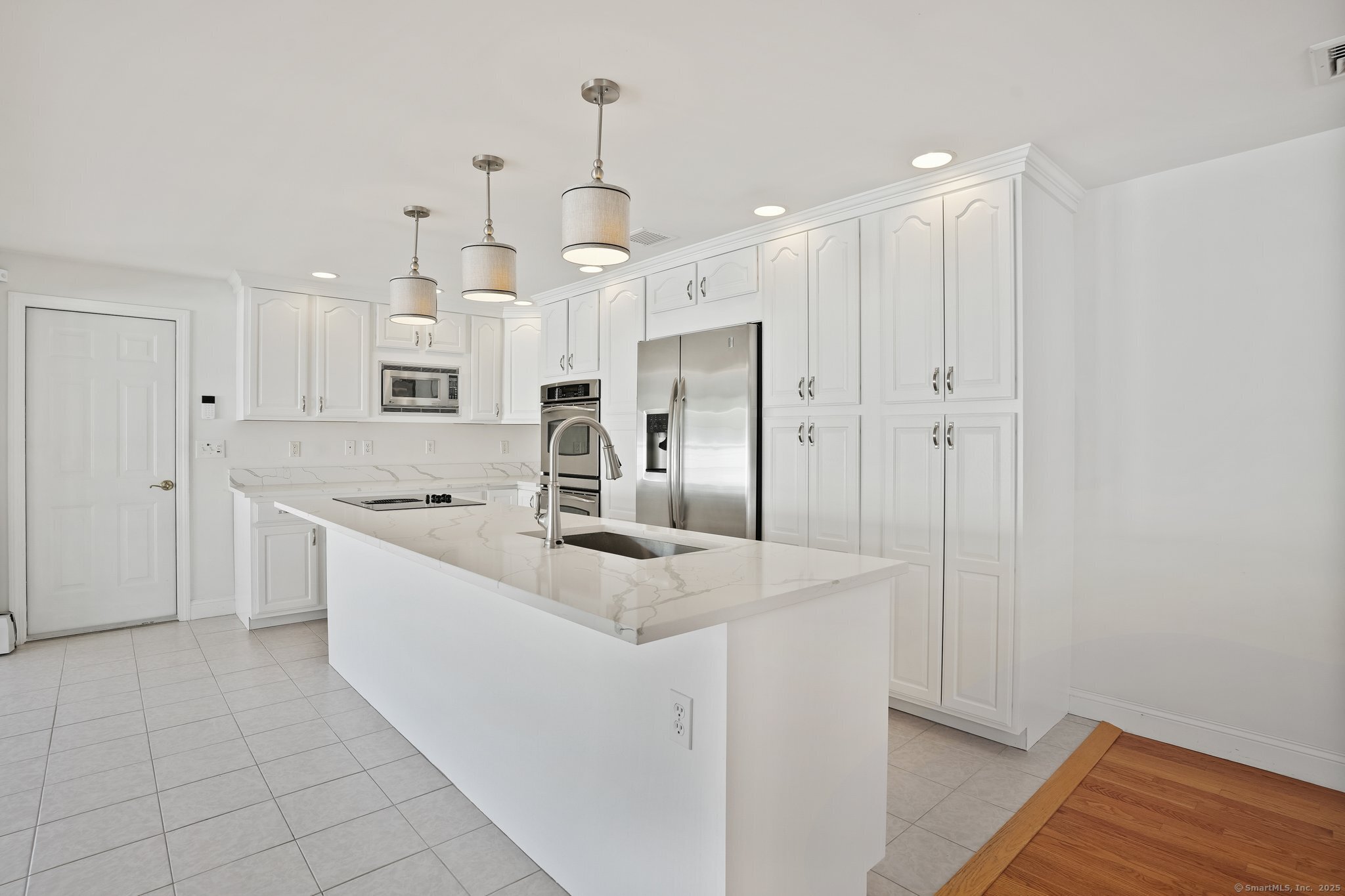762 Sport Hill Road