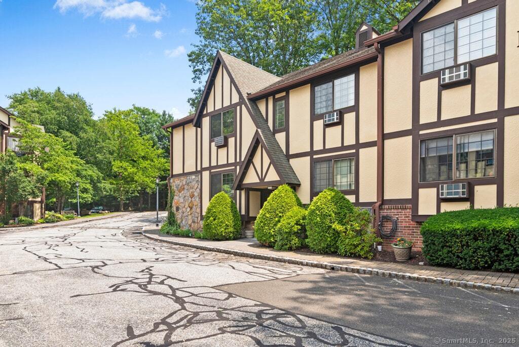 50 Aiken Street Apt. 263