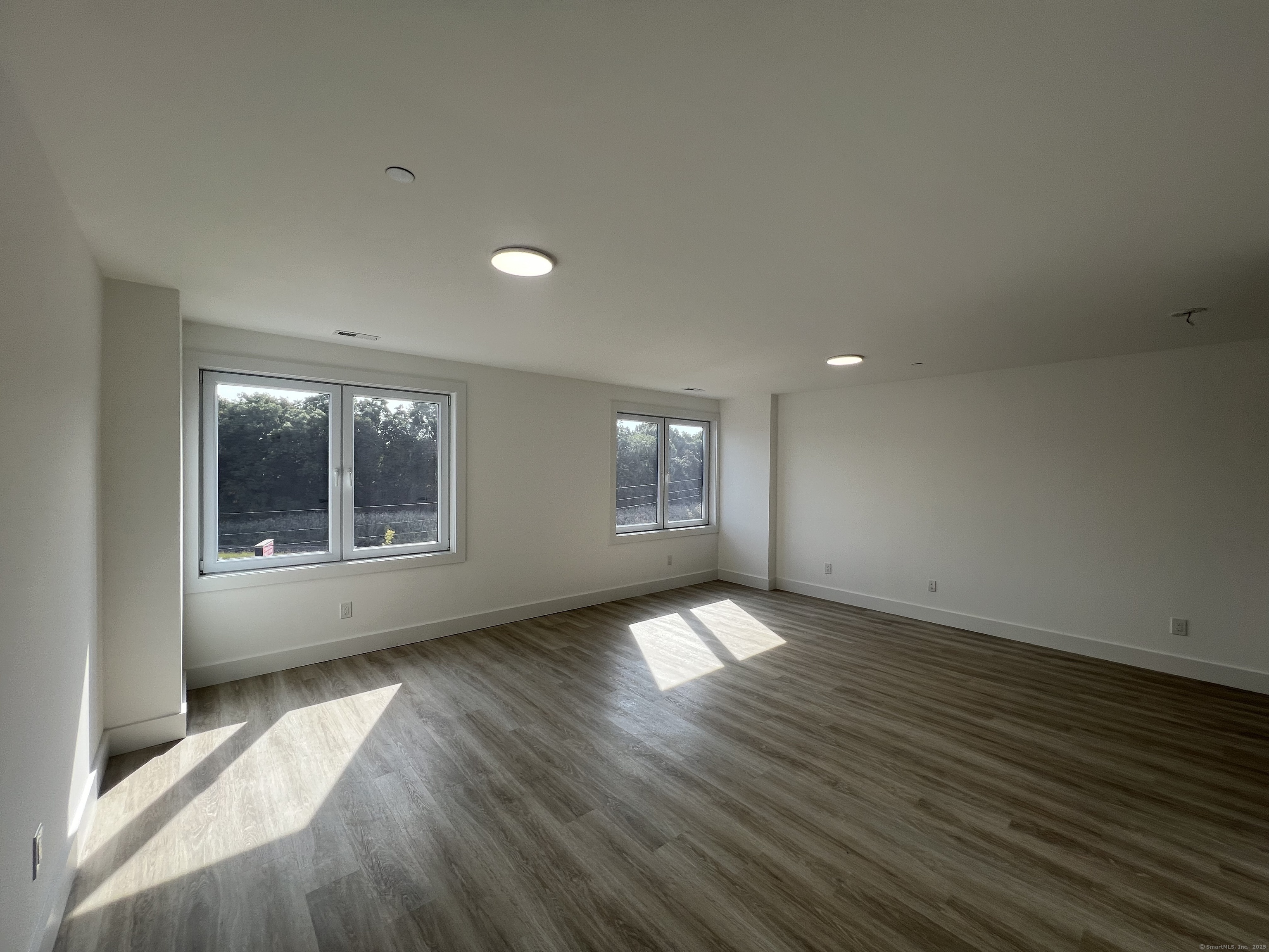 211 Ferry Boulevard 203