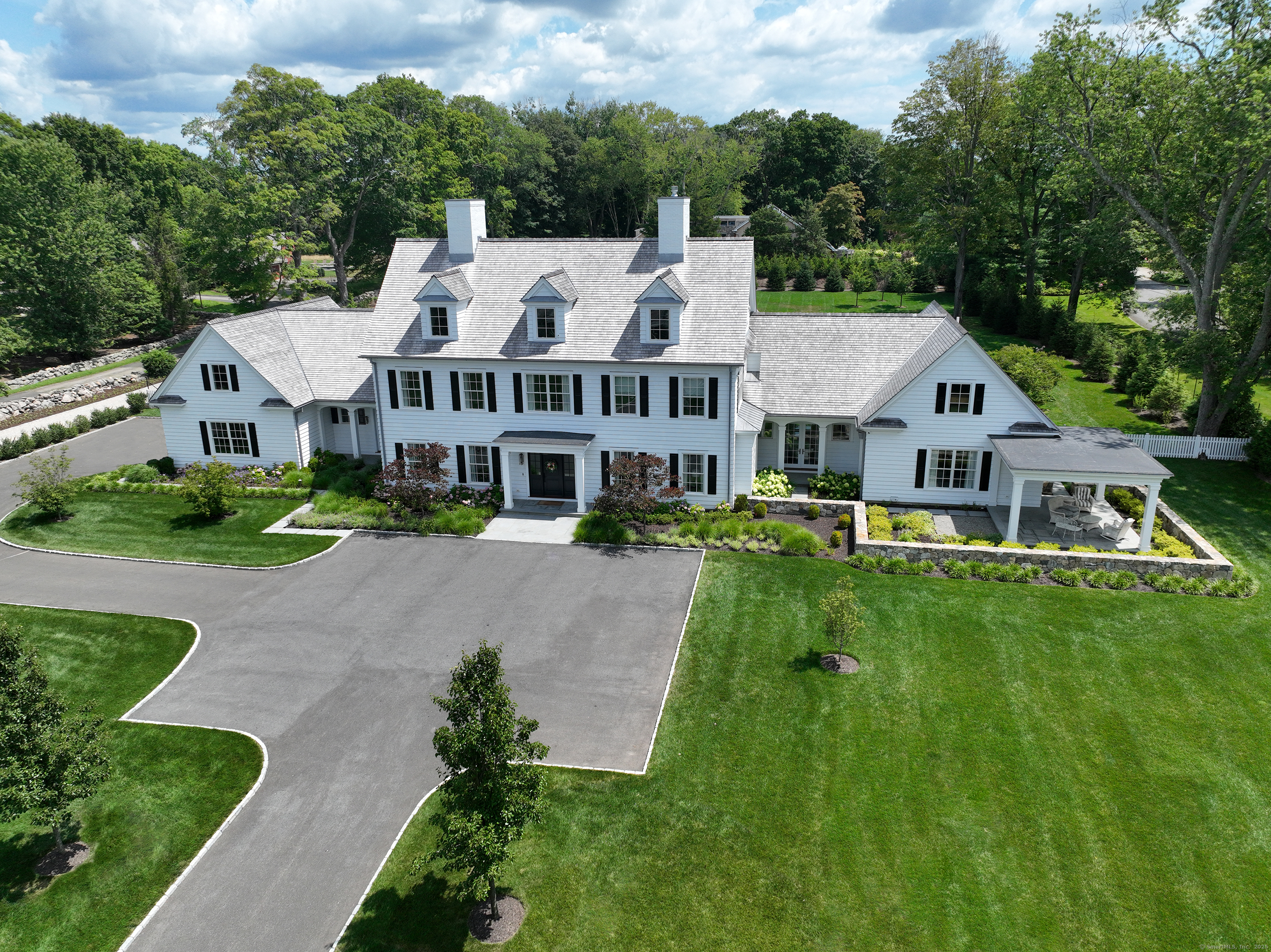 688 Hulls Farm Road
