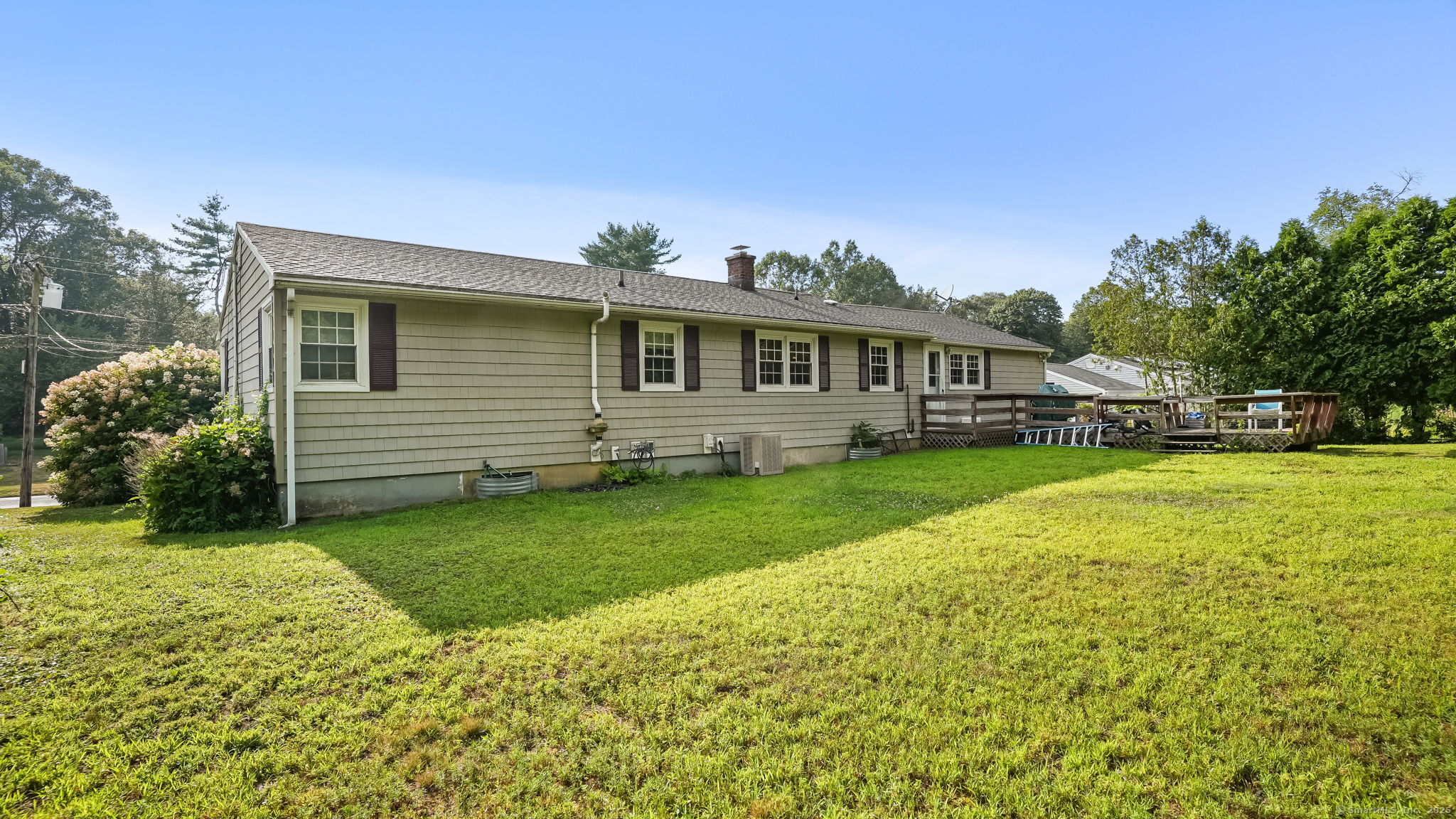 12 Deerfield Drive