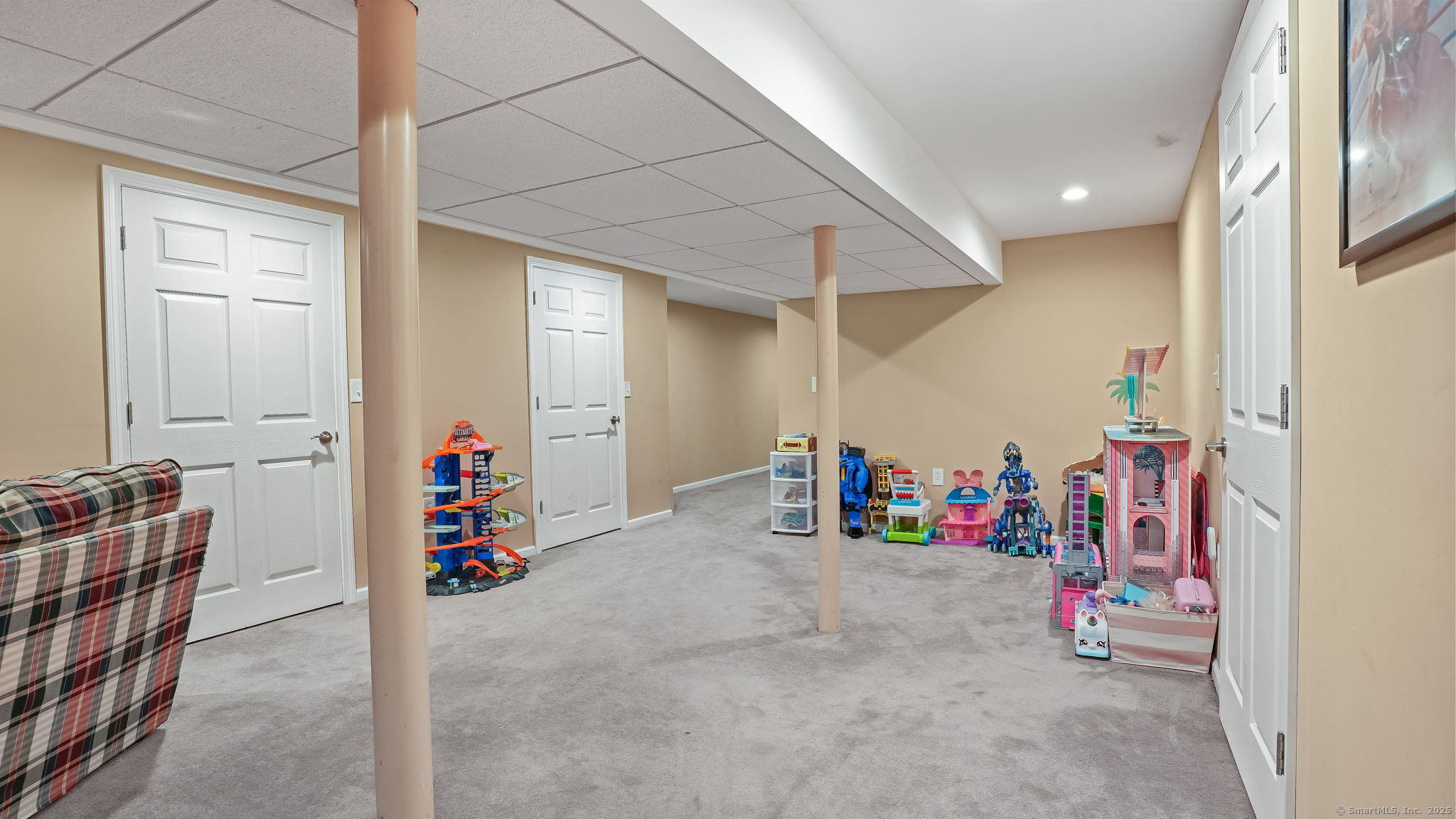 12 Deerfield Drive
