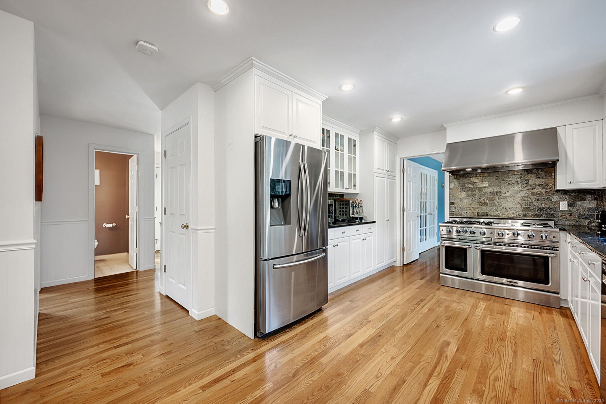 6 Shadow Ridge Circle