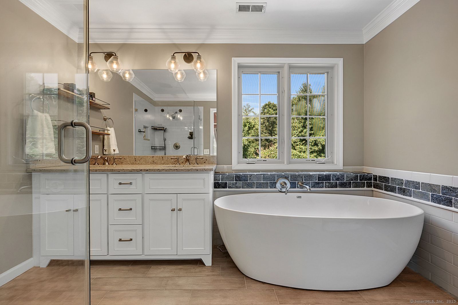 6 Shadow Ridge Circle