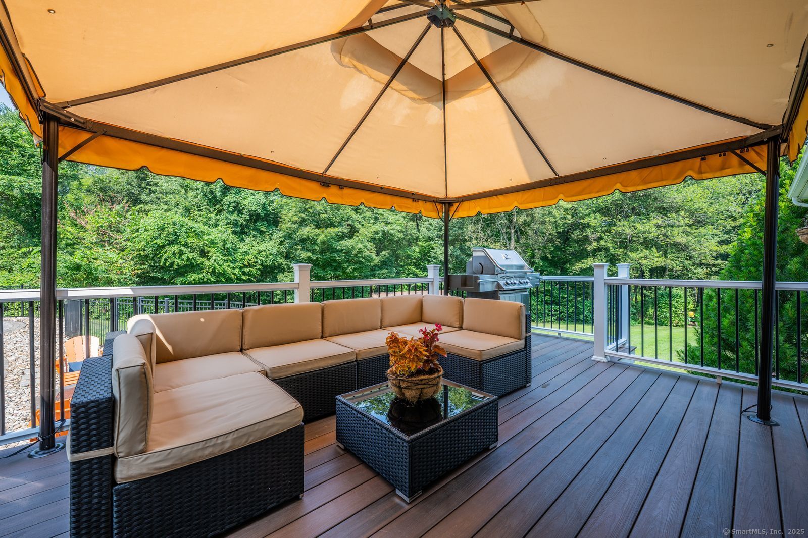 6 Shadow Ridge Circle