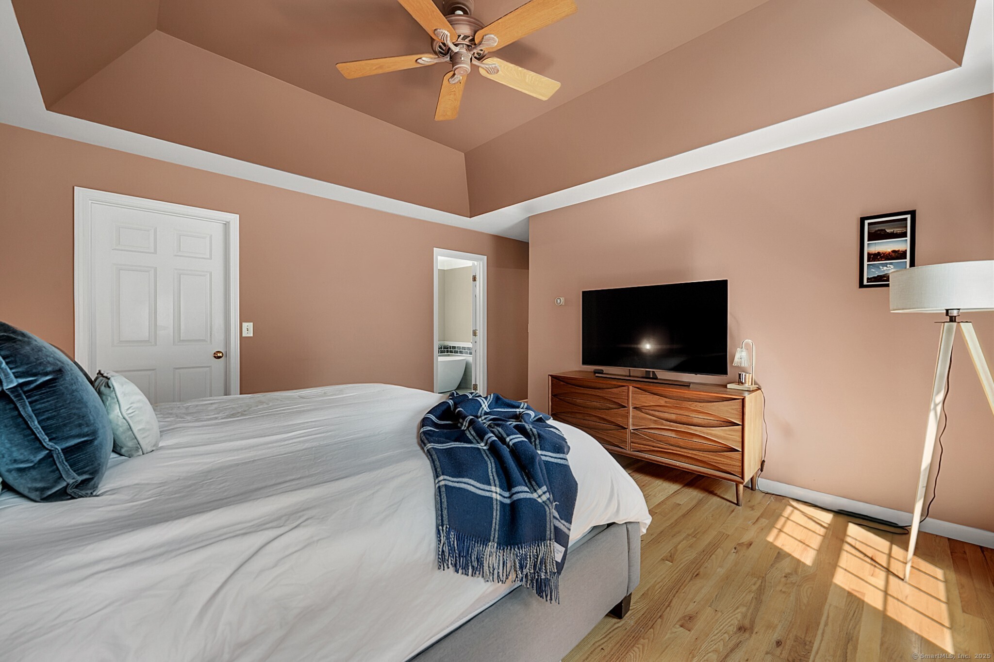 6 Shadow Ridge Circle