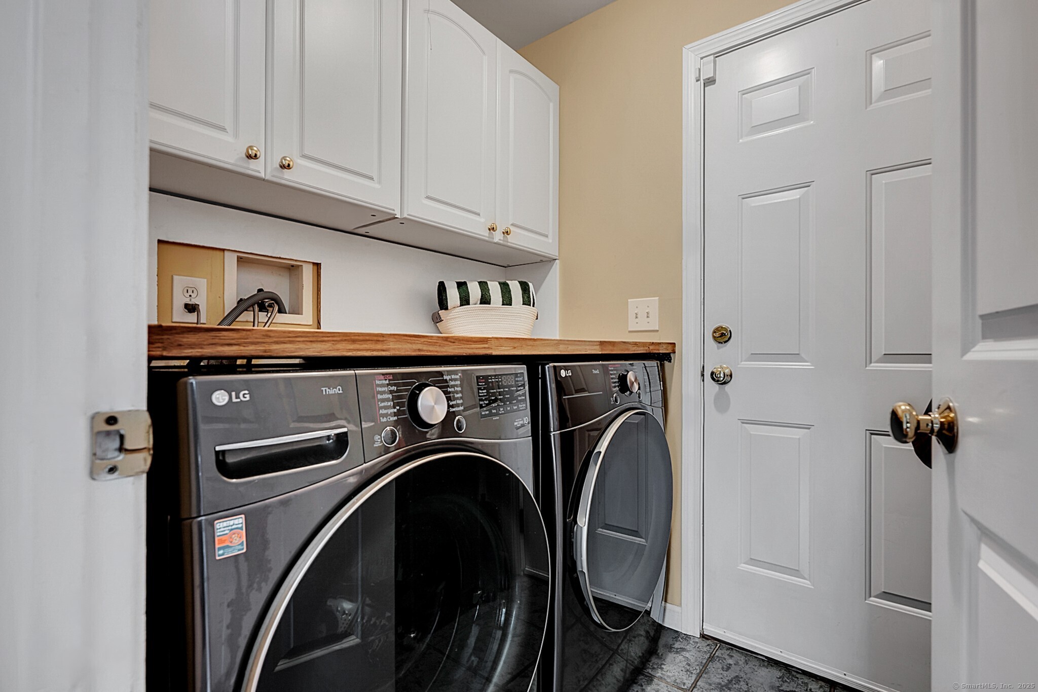 6 Shadow Ridge Circle