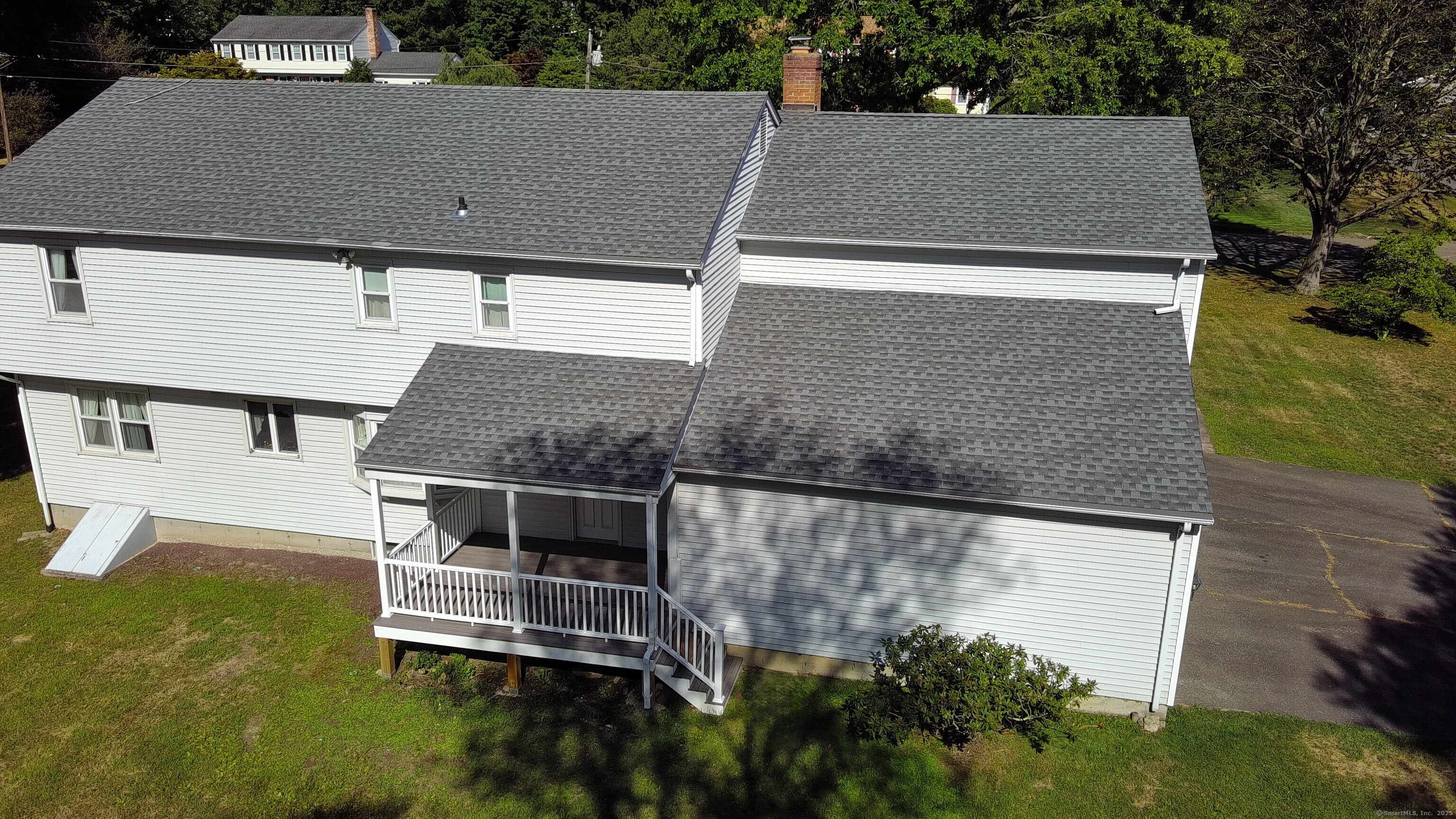 21 Hill Circle