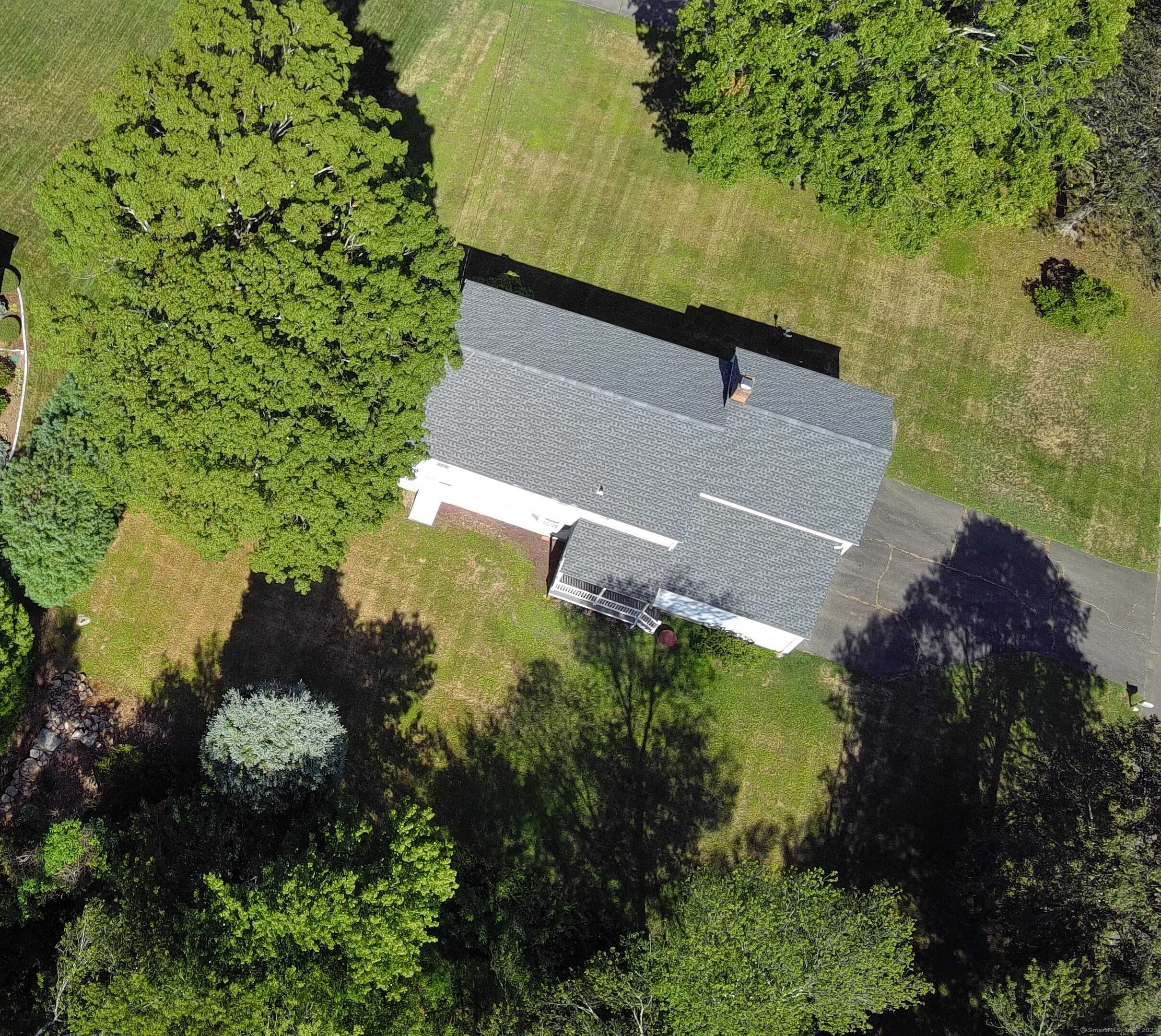 21 Hill Circle