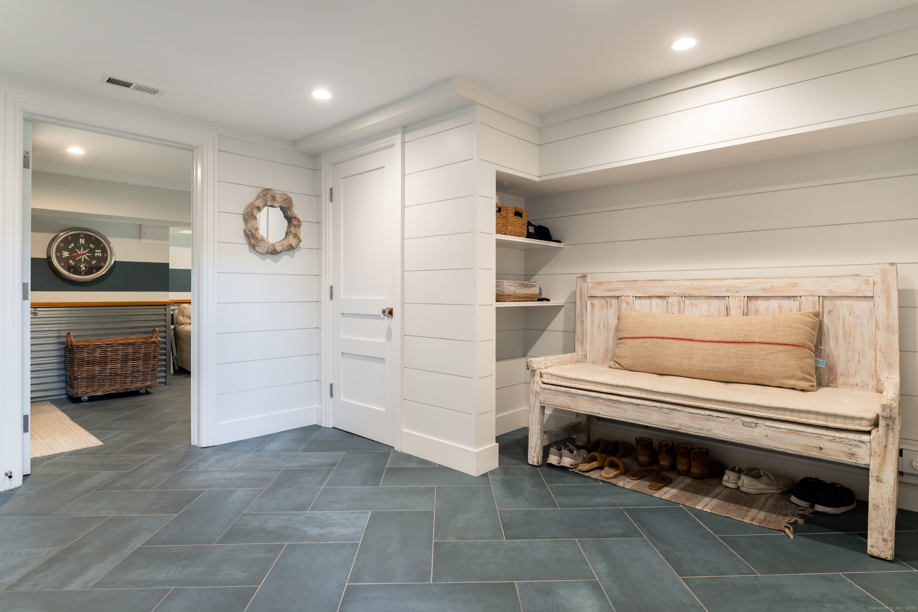4 Sandpiper Road