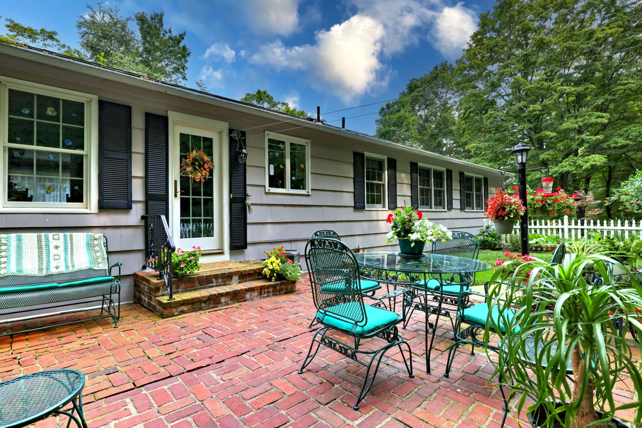 932 Amity Road