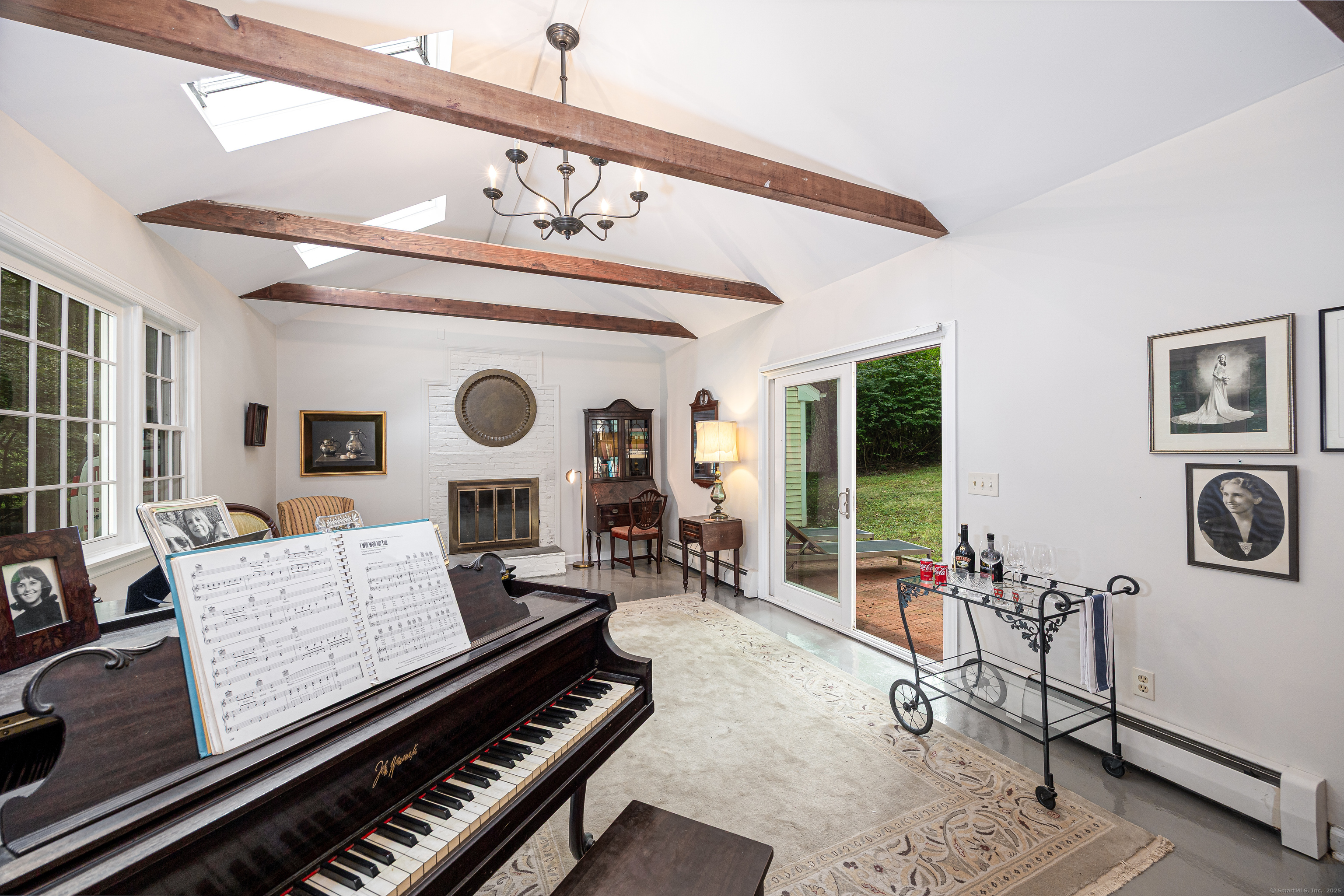 1 Greystone Farm Lane