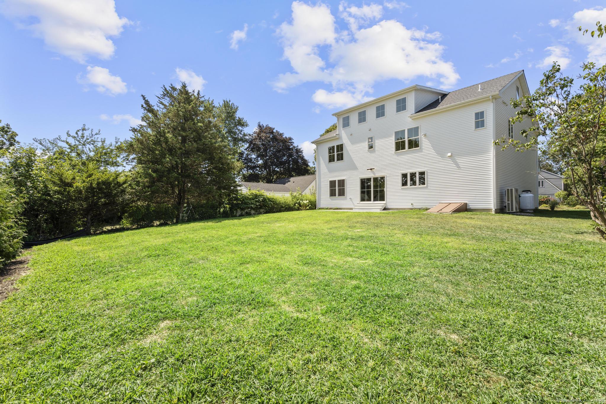 72 Lloyd Drive