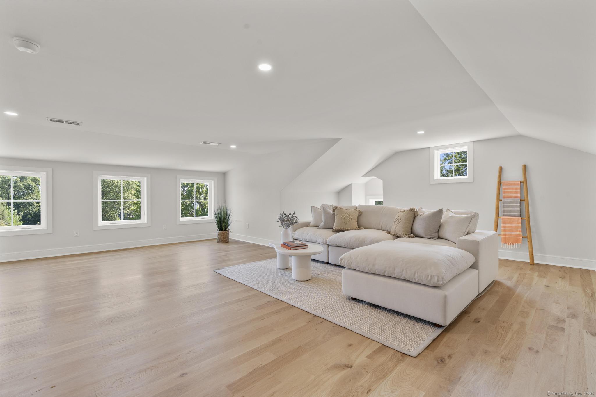 72 Lloyd Drive