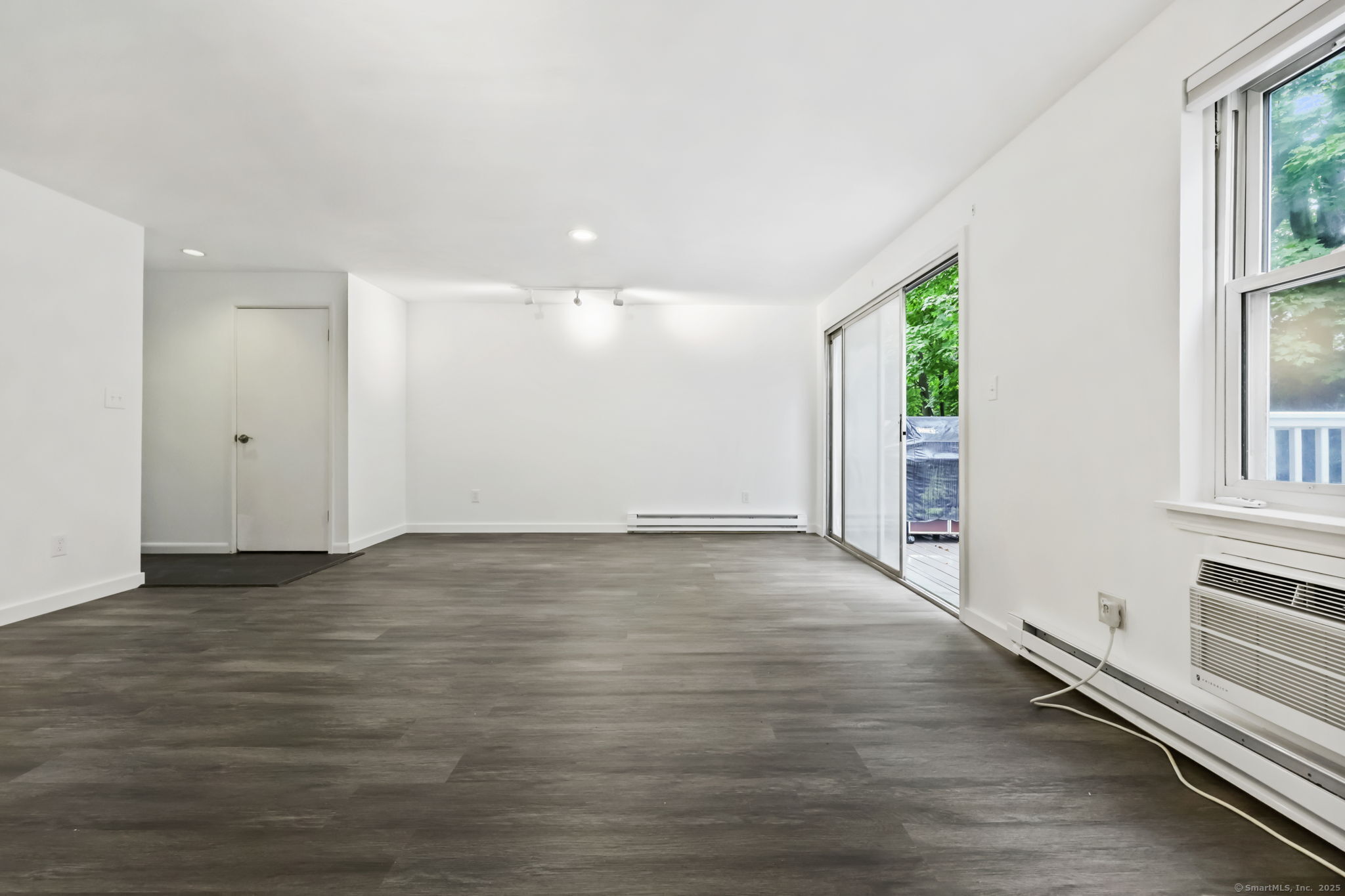 20 Weed Hill Avenue APT B