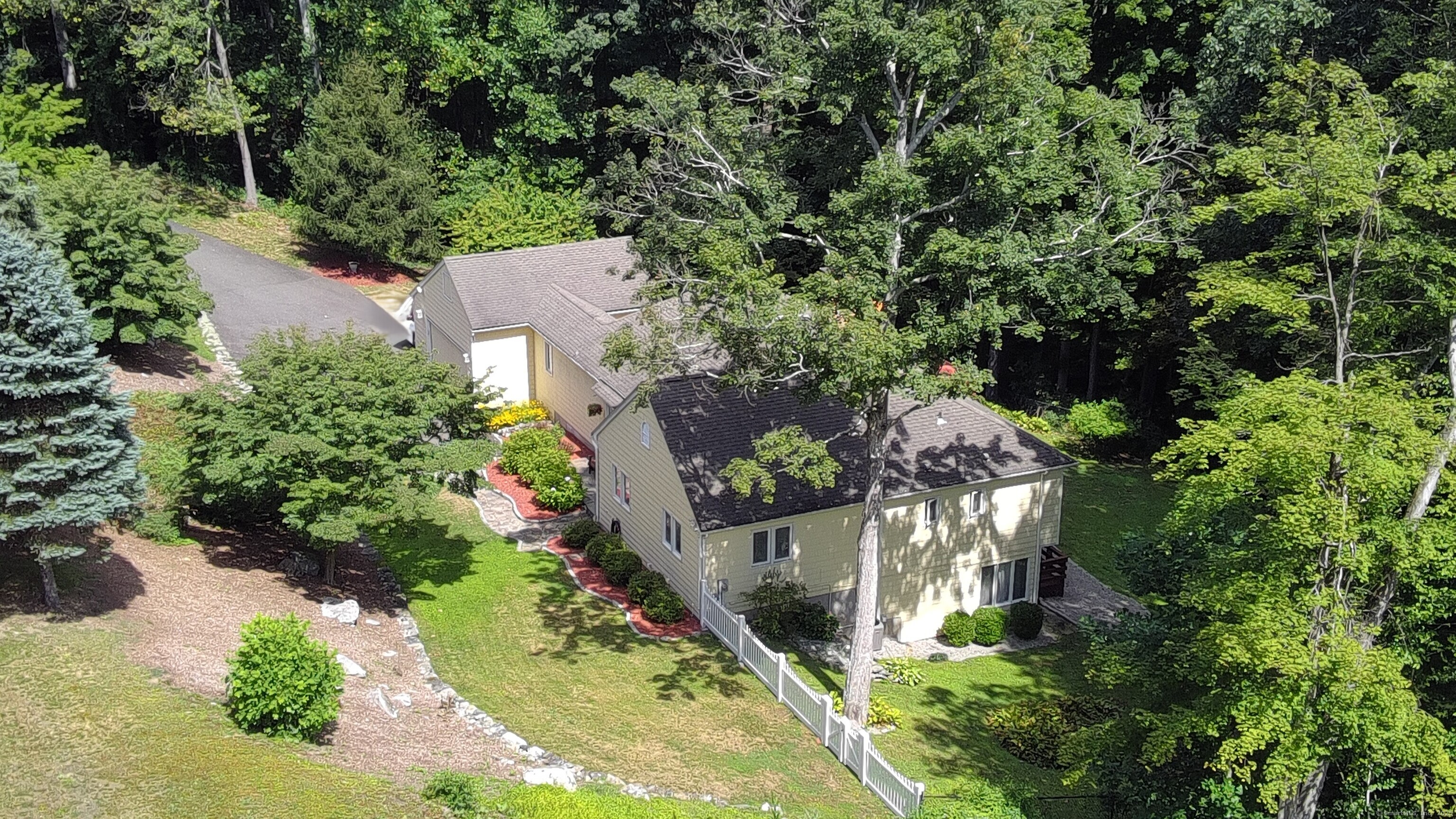 13 Country Squire Lane