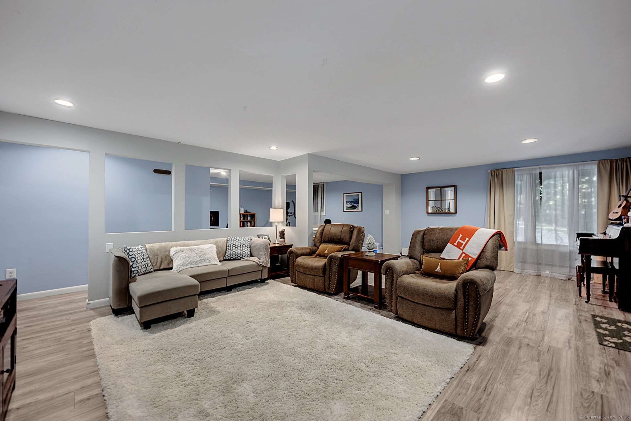 13 Country Squire Lane