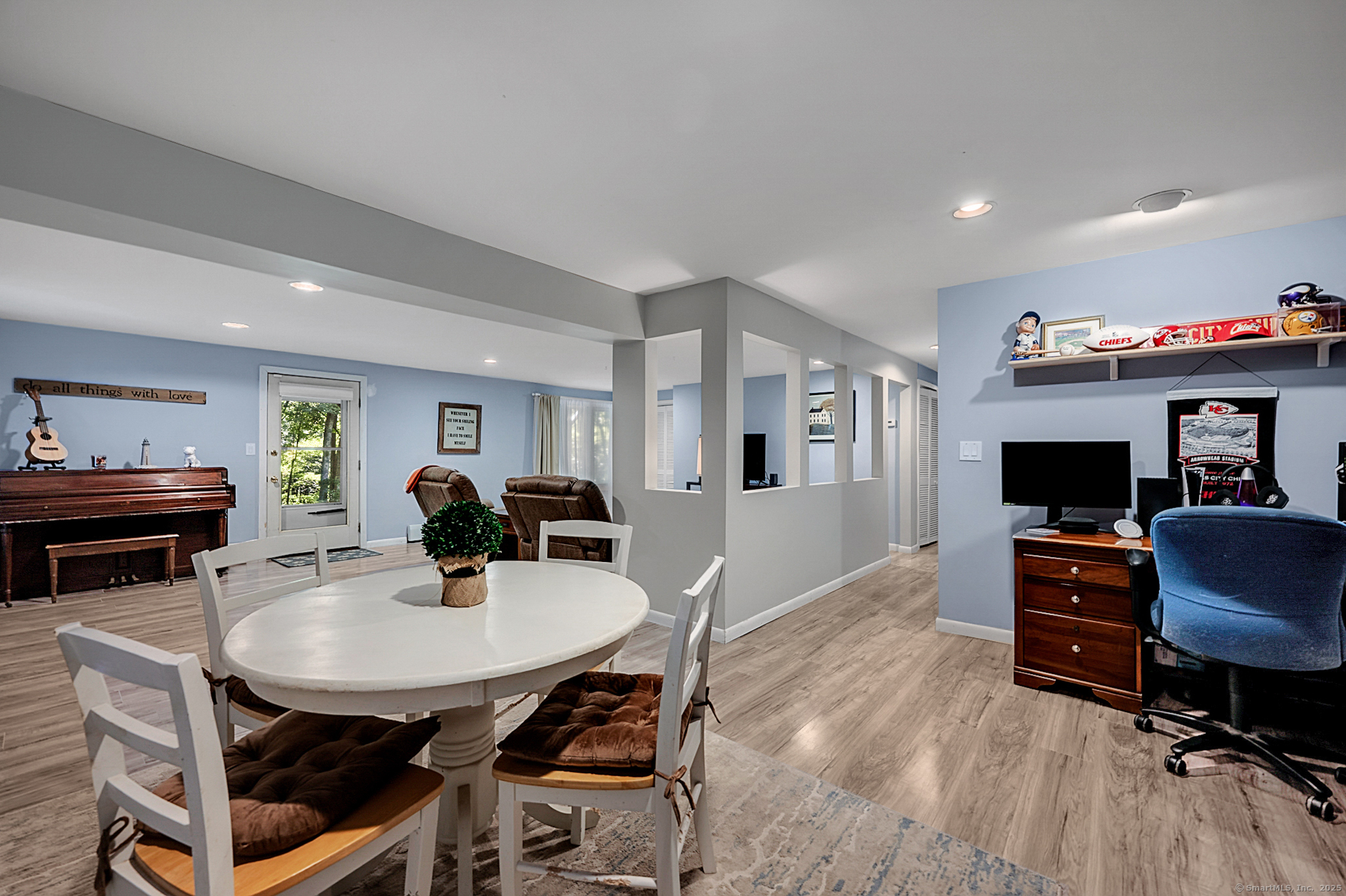 13 Country Squire Lane