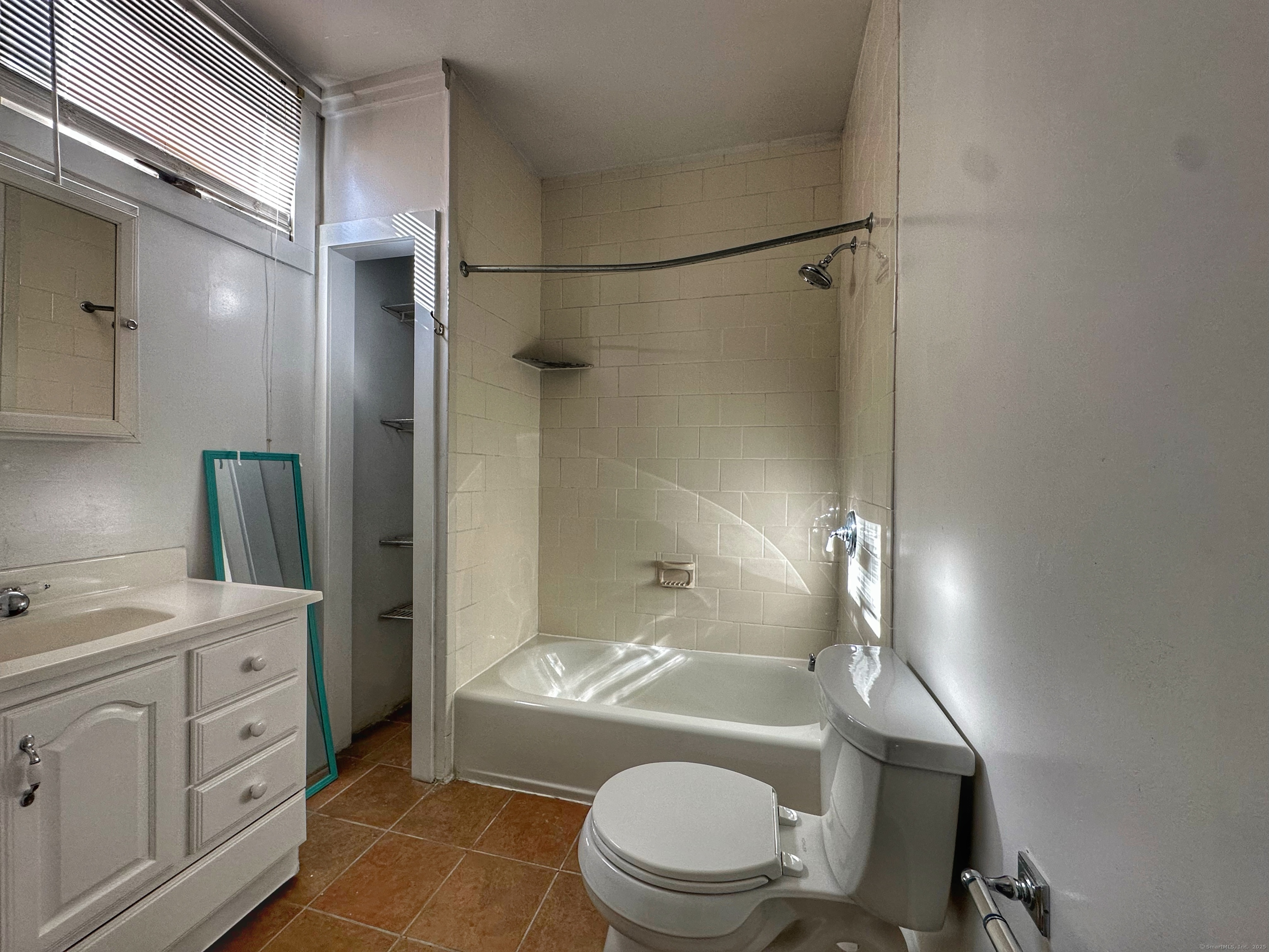 2 Gregory Boulevard 2