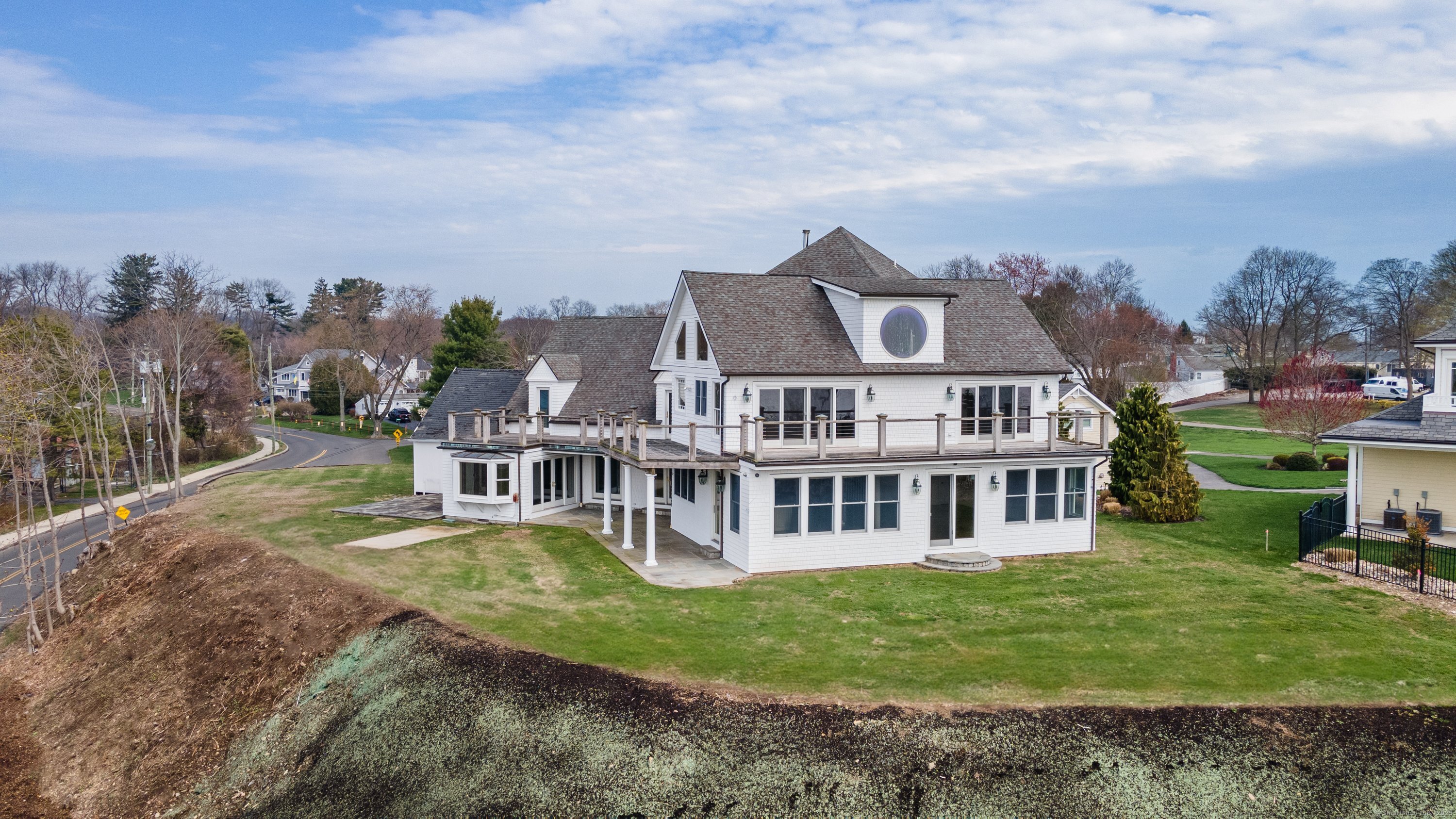 590 Gulf Street