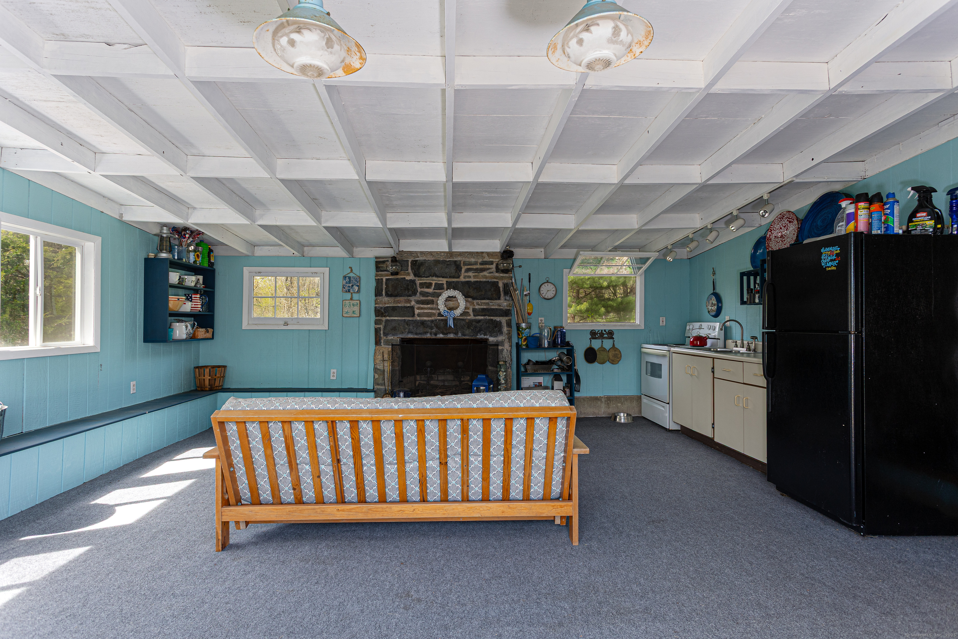 1115 Monroe Turnpike