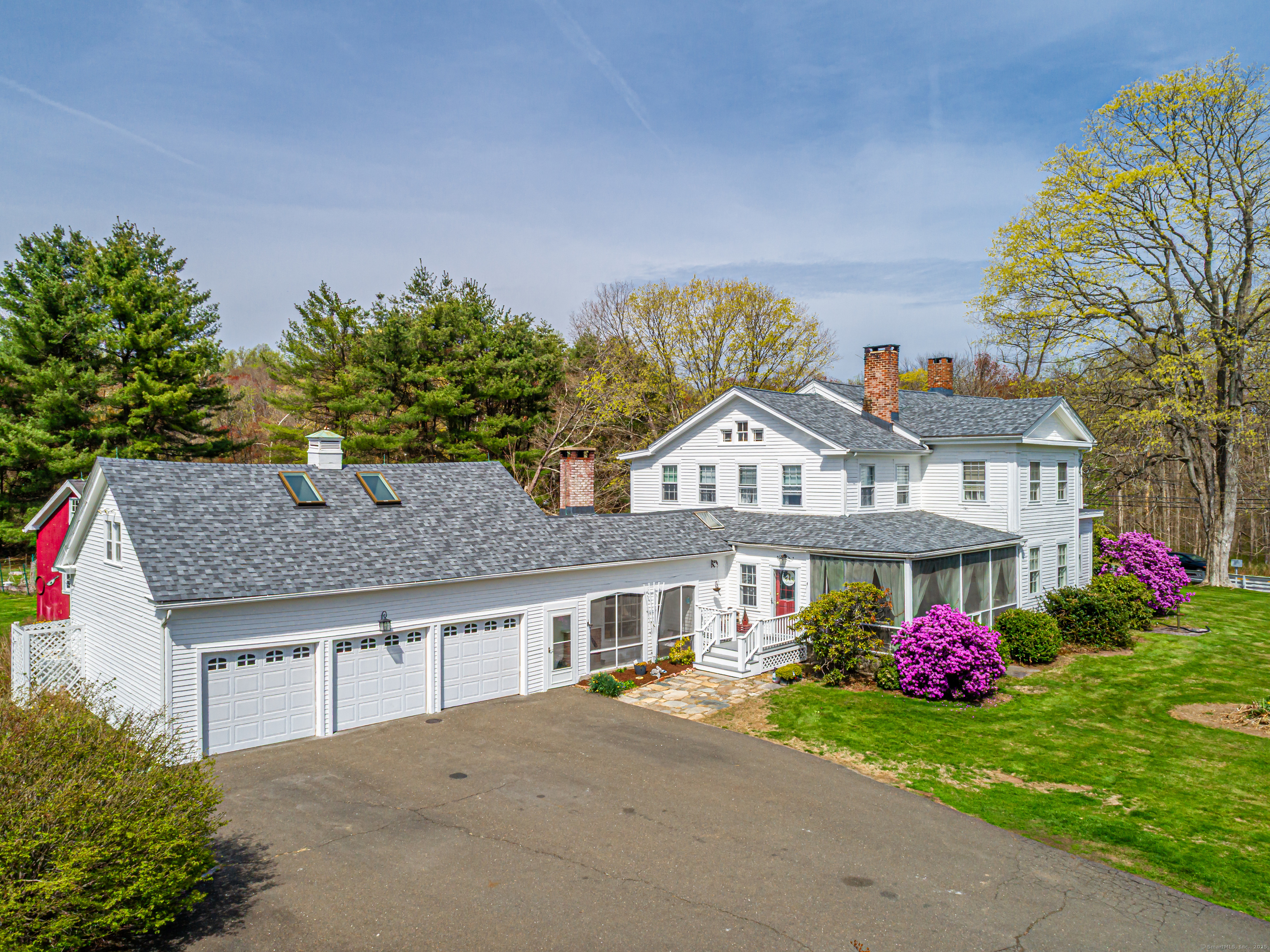 1115 Monroe Turnpike