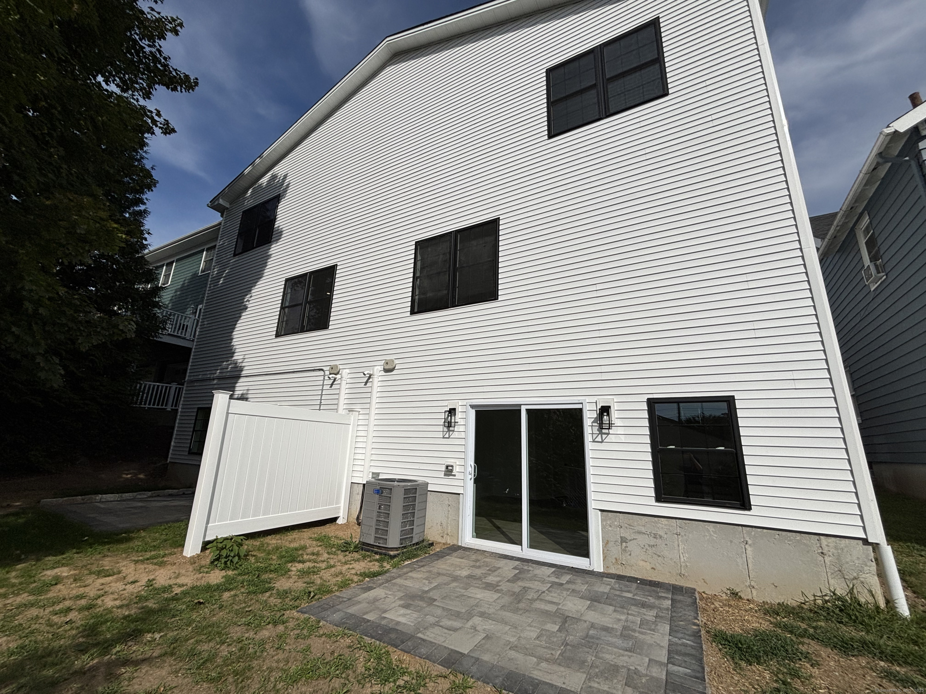38 Golden Hill Street A