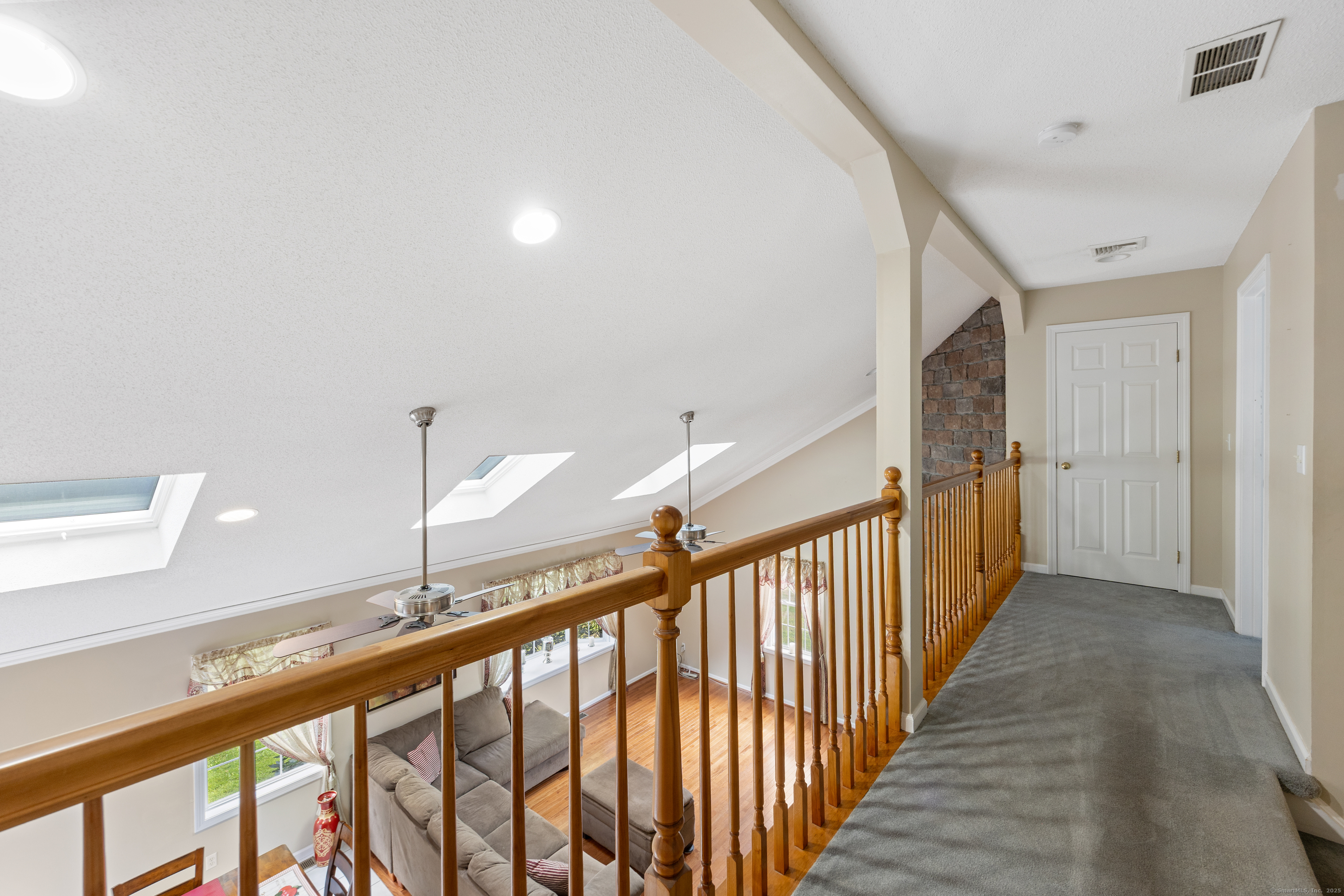 189 Straitsville Road