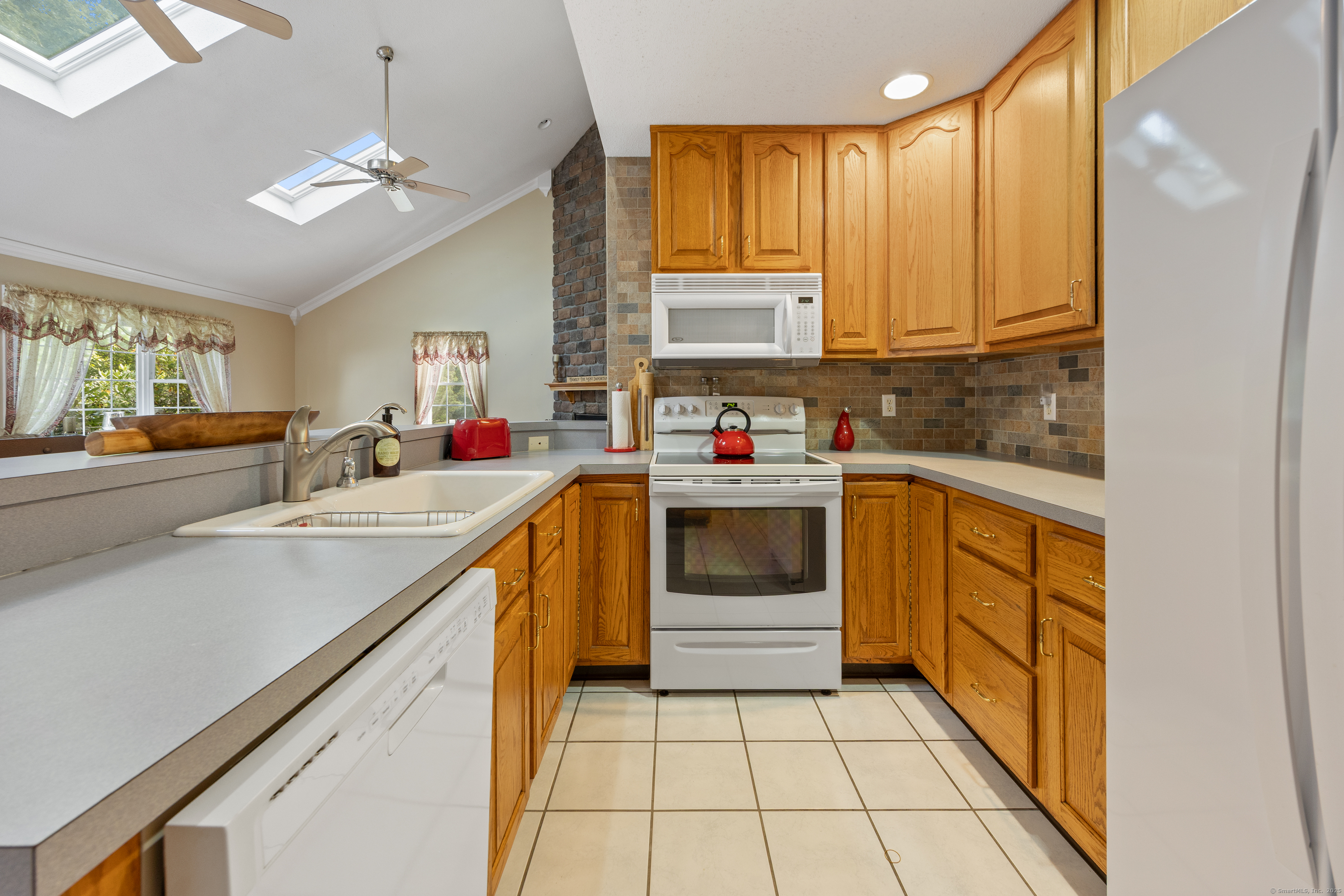 189 Straitsville Road