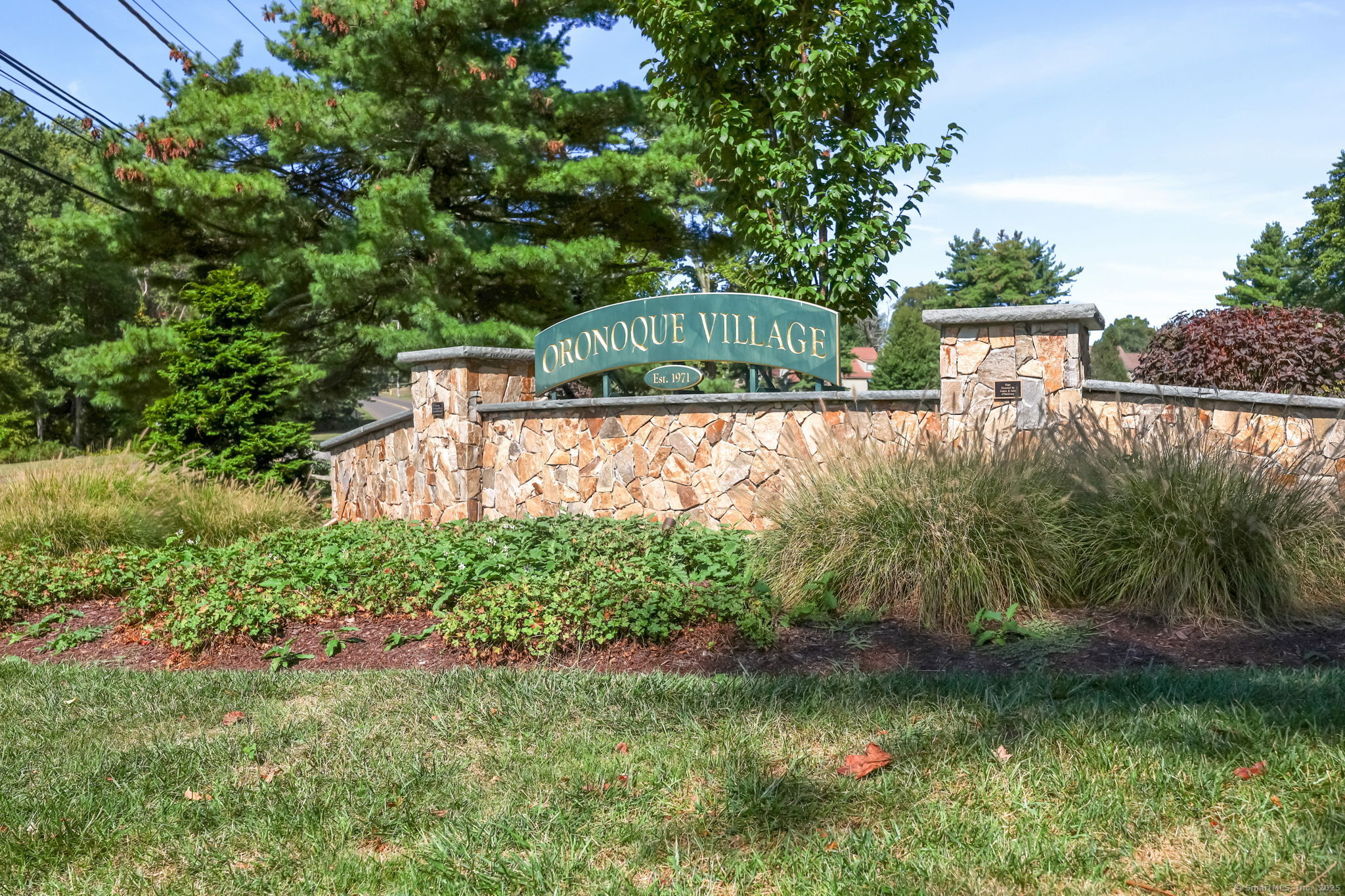 488 Commanche Lane A