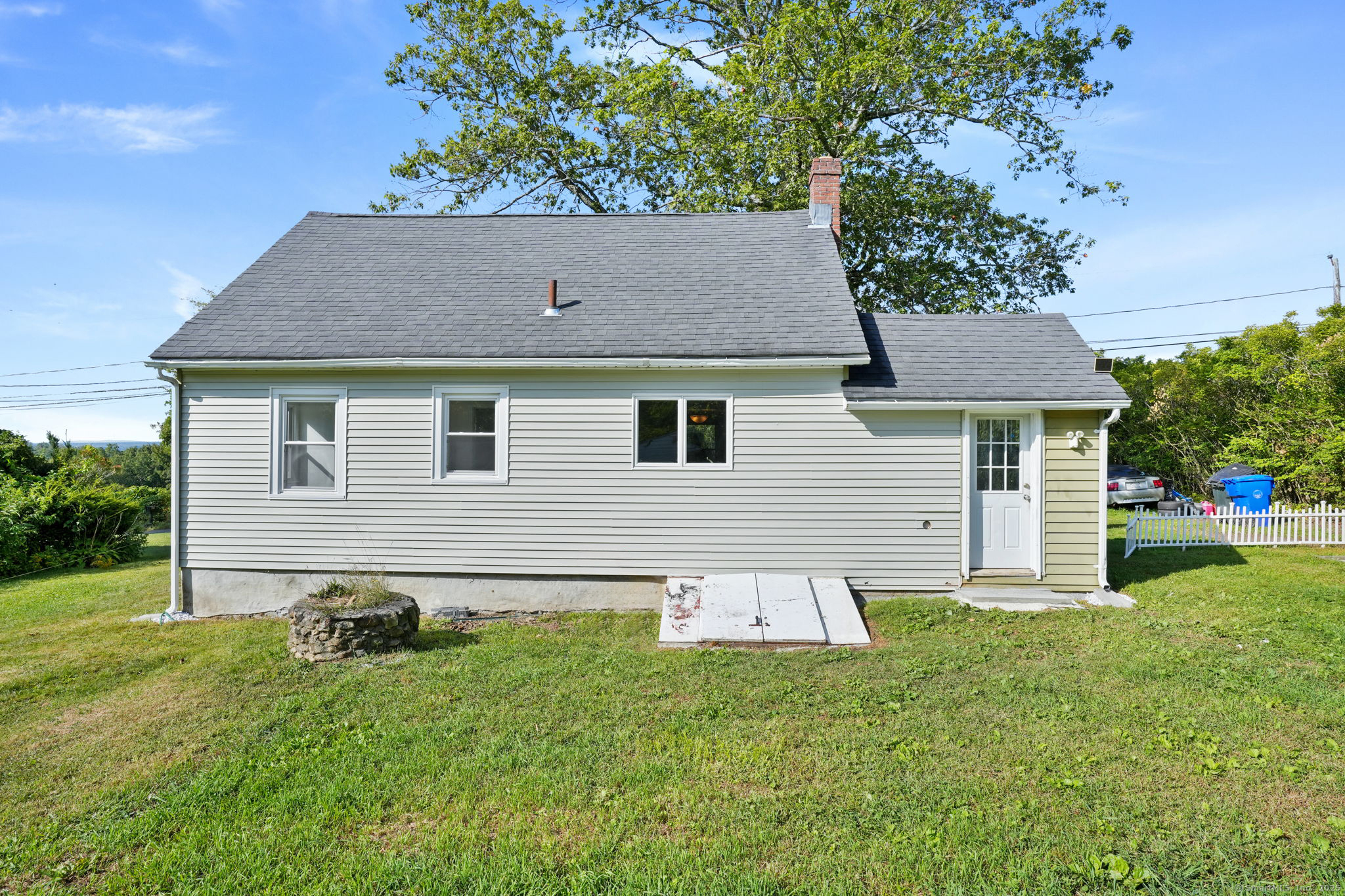 2596 Mountain Road