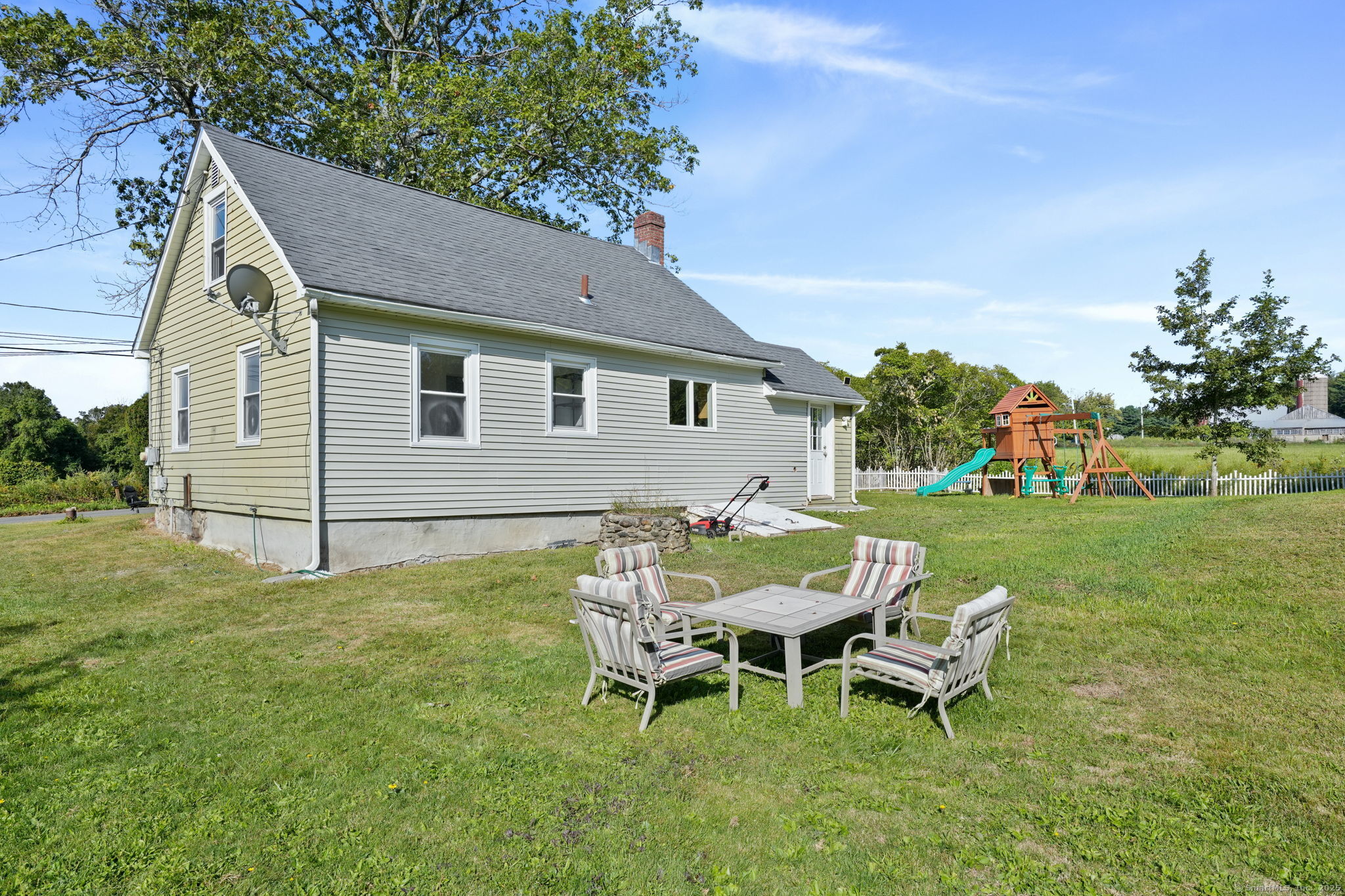 2596 Mountain Road