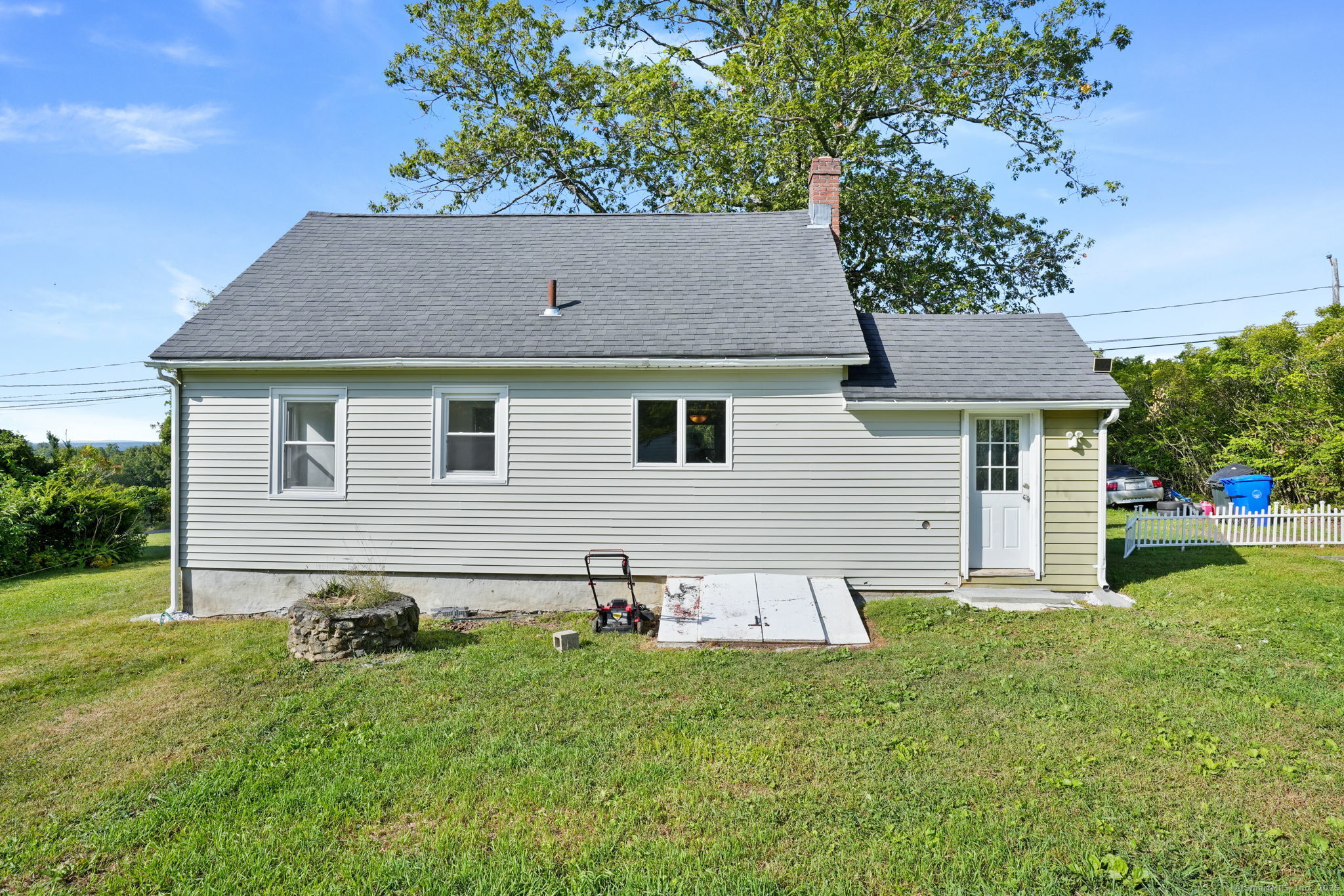 2596 Mountain Road