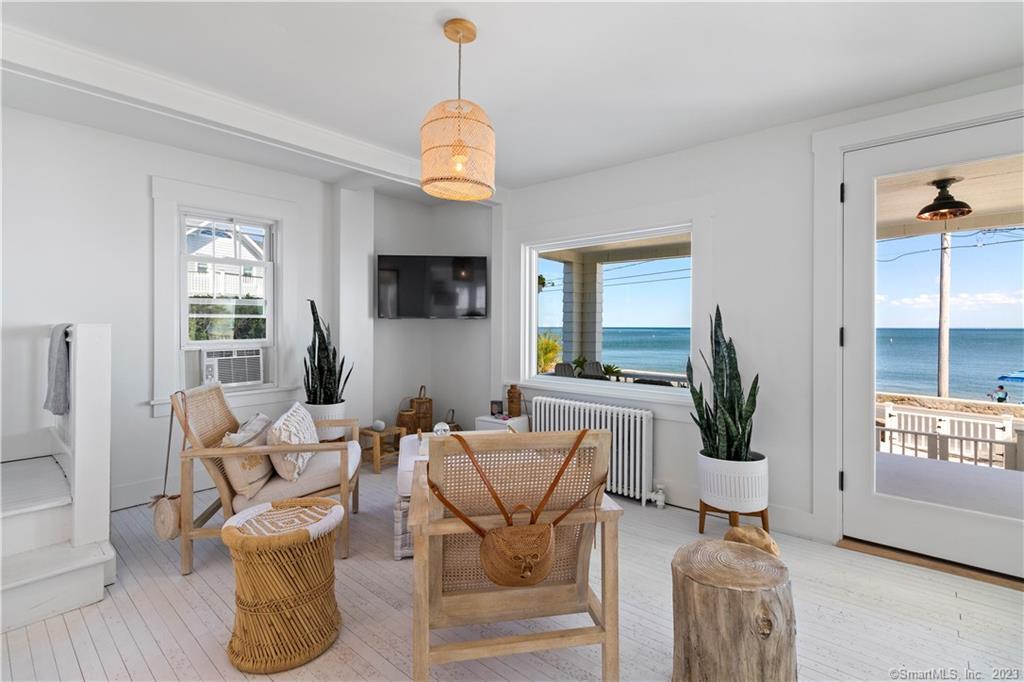 19 Soundview Drive