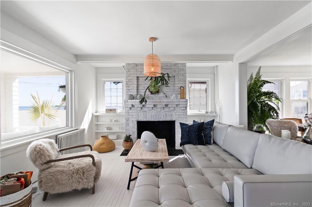 19 Soundview Drive