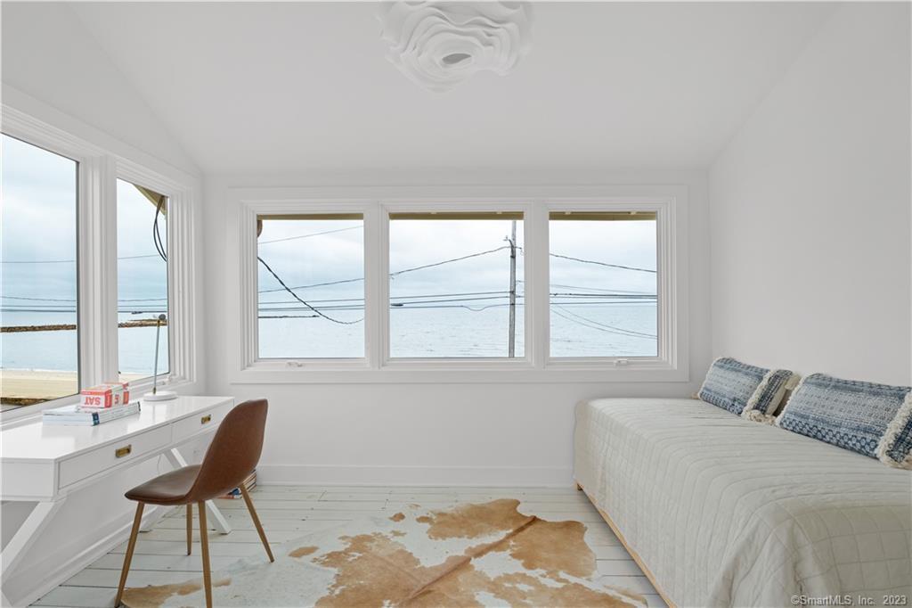 19 Soundview Drive