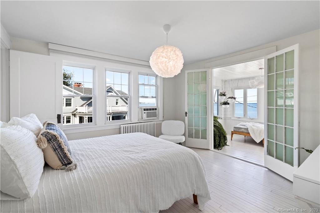 19 Soundview Drive