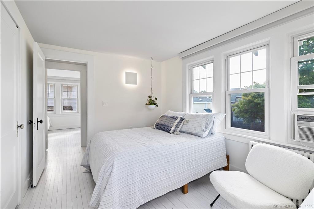 19 Soundview Drive