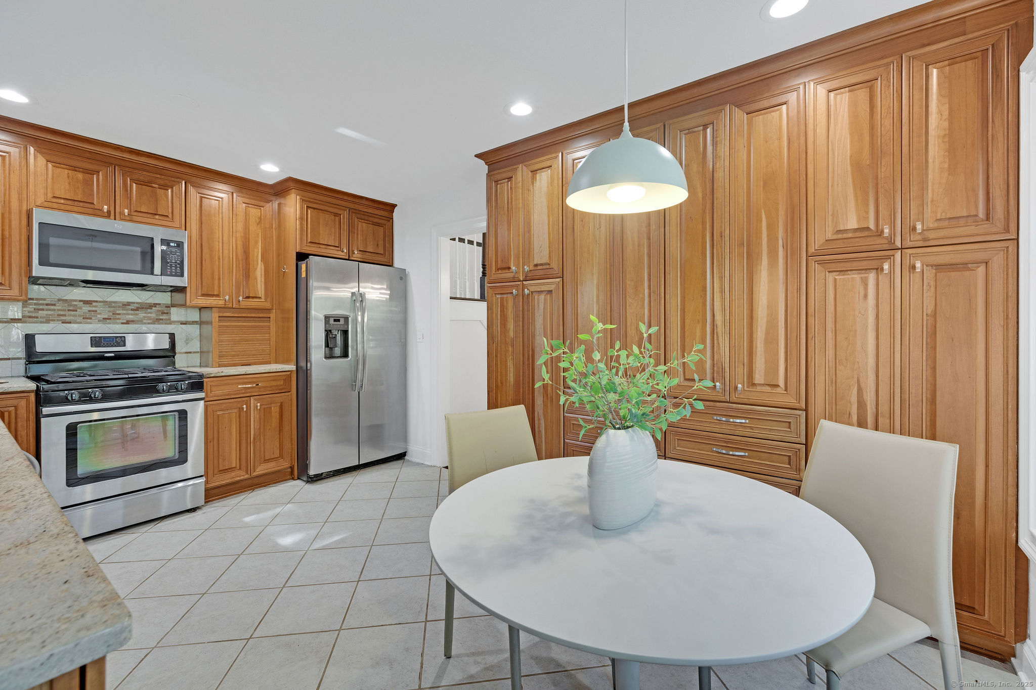 11 Bel Aire Drive