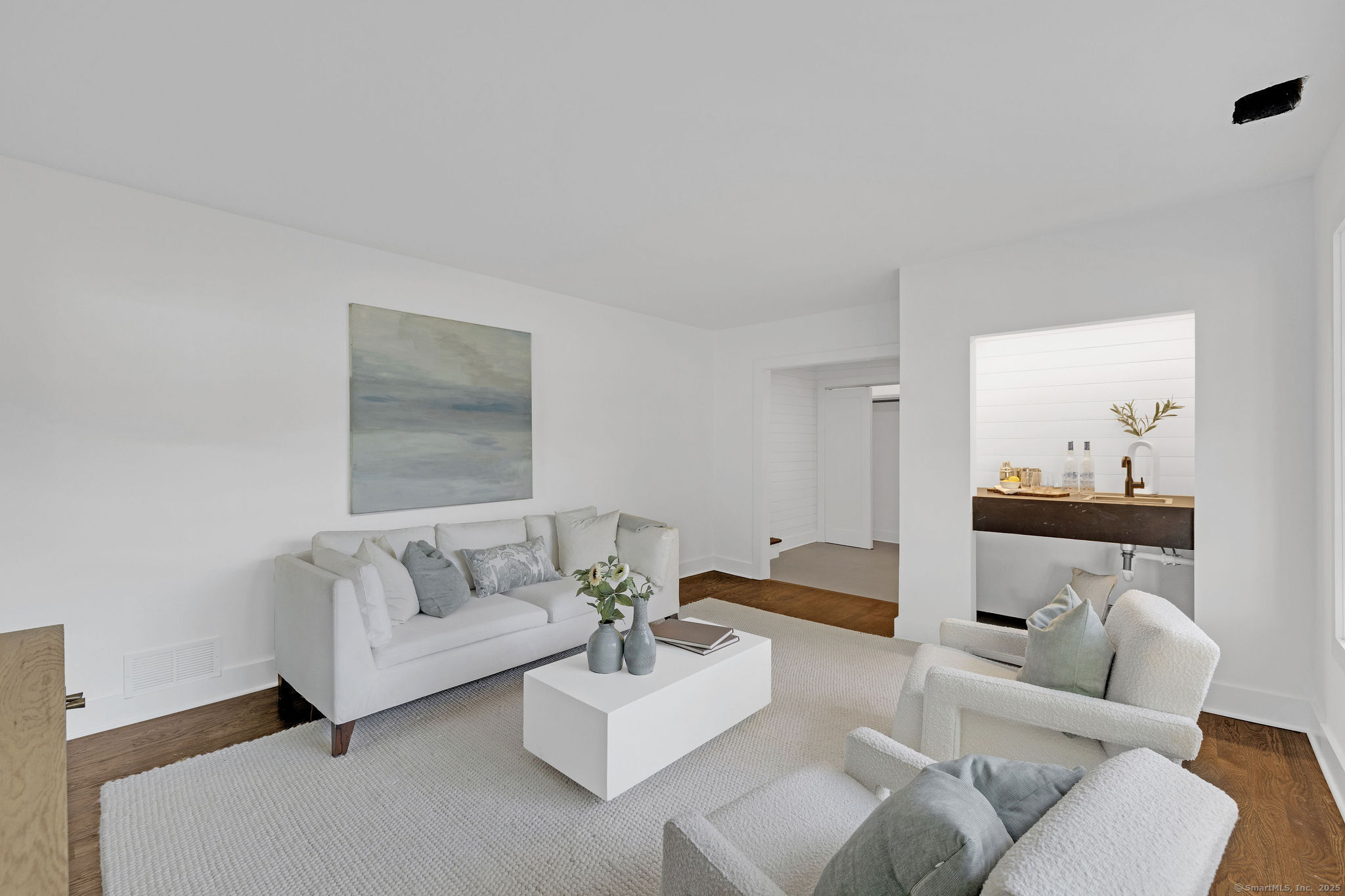 11 Bel Aire Drive