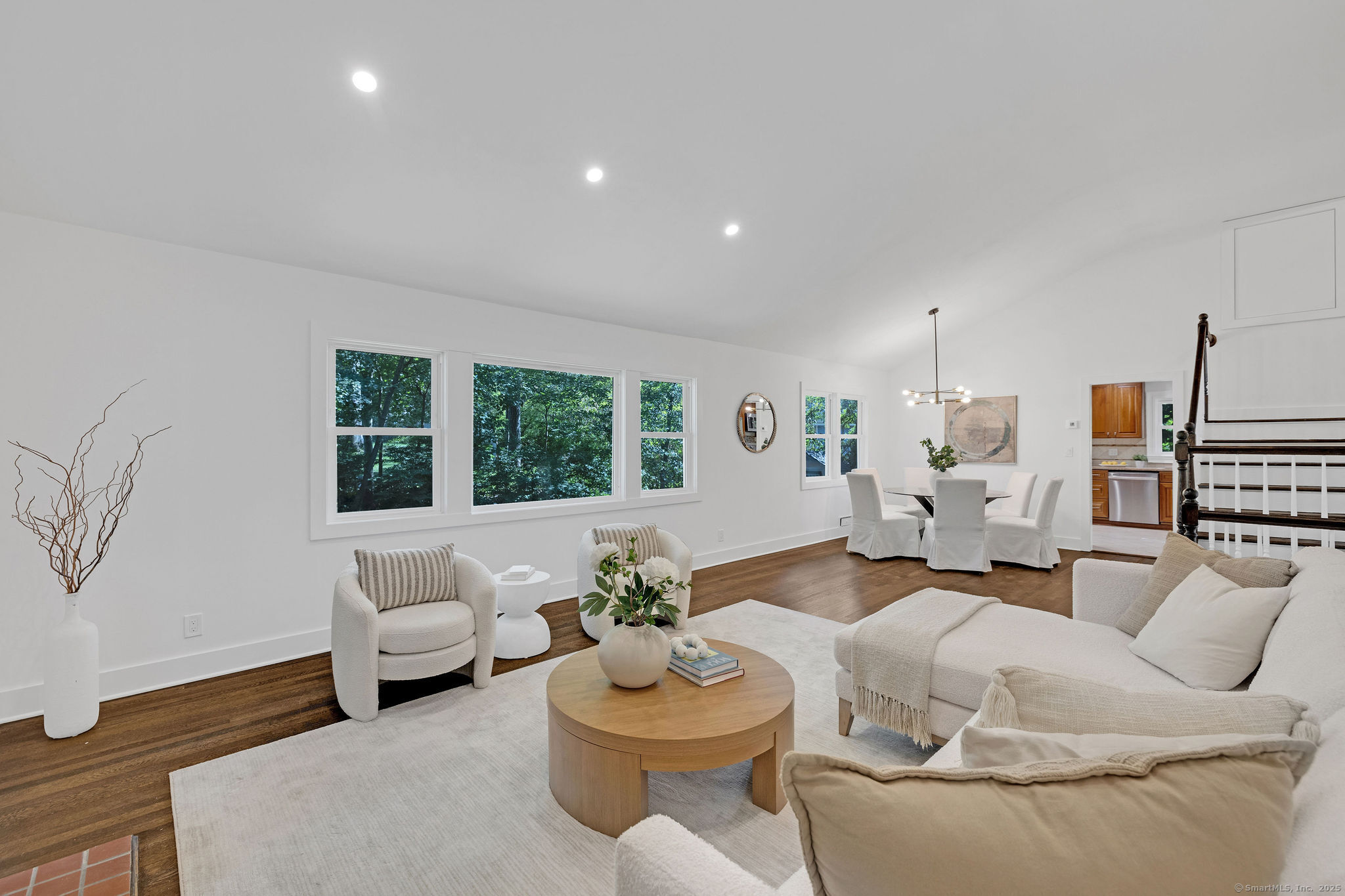 11 Bel Aire Drive