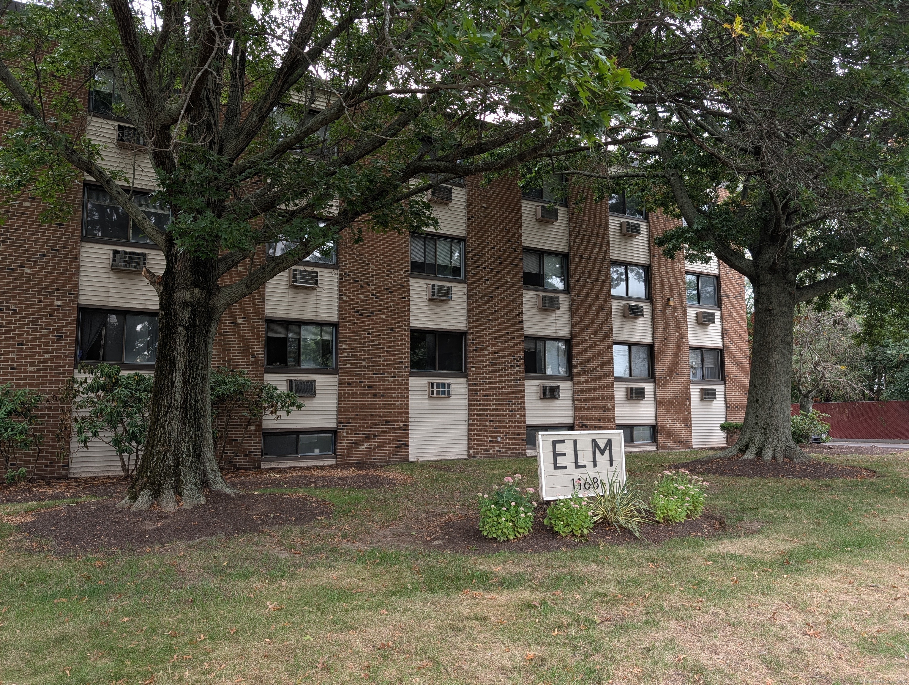 1168 Main Street C8