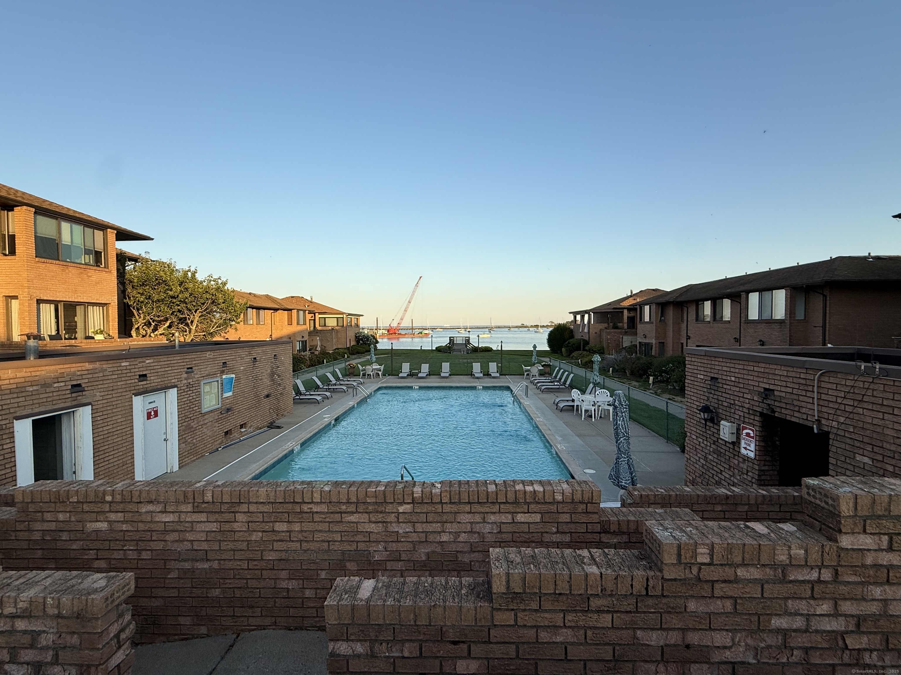 350 Grovers Avenue 1R