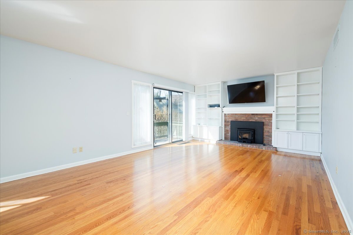 114 Heritage Village E