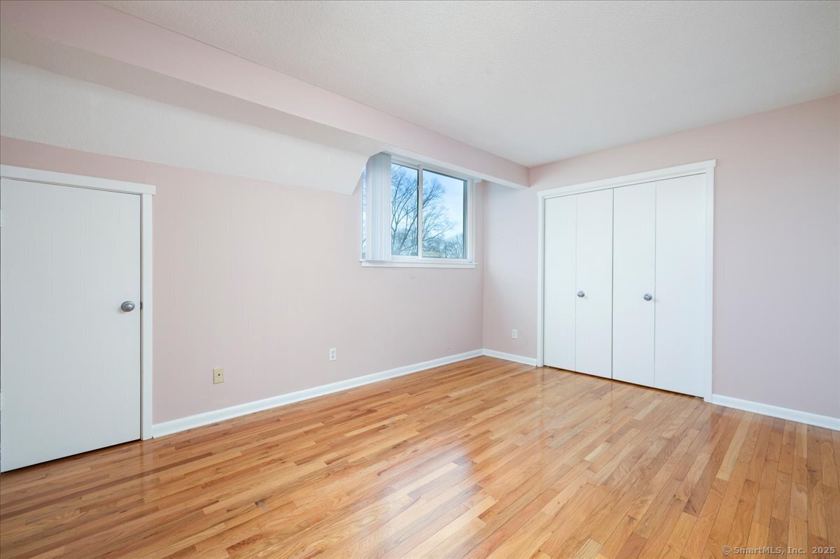 114 Heritage Village E