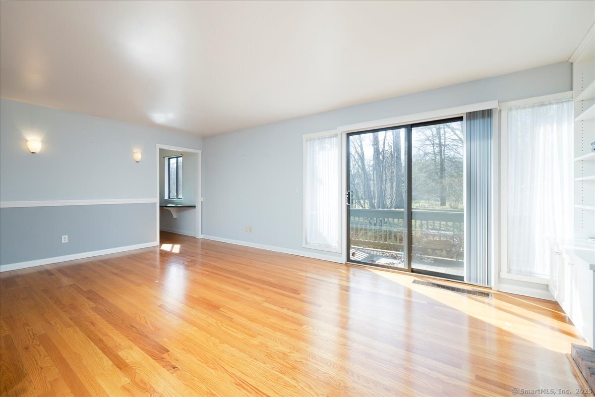 114 Heritage Village E