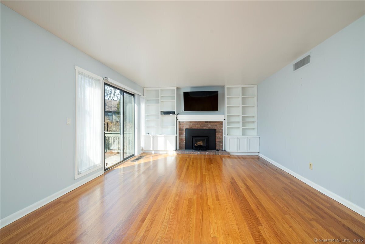 114 Heritage Village E