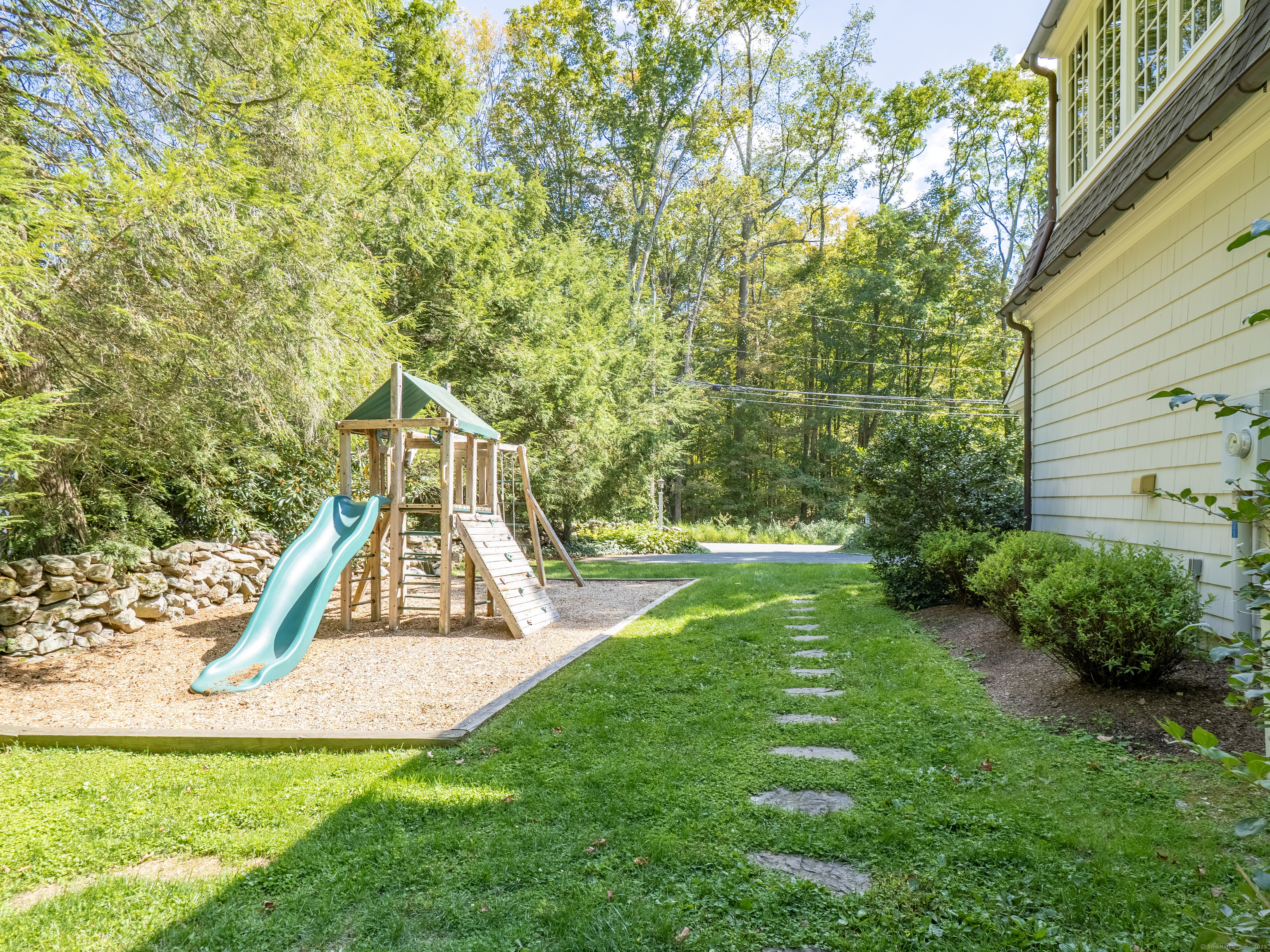 250 Old Grumman Hill Road