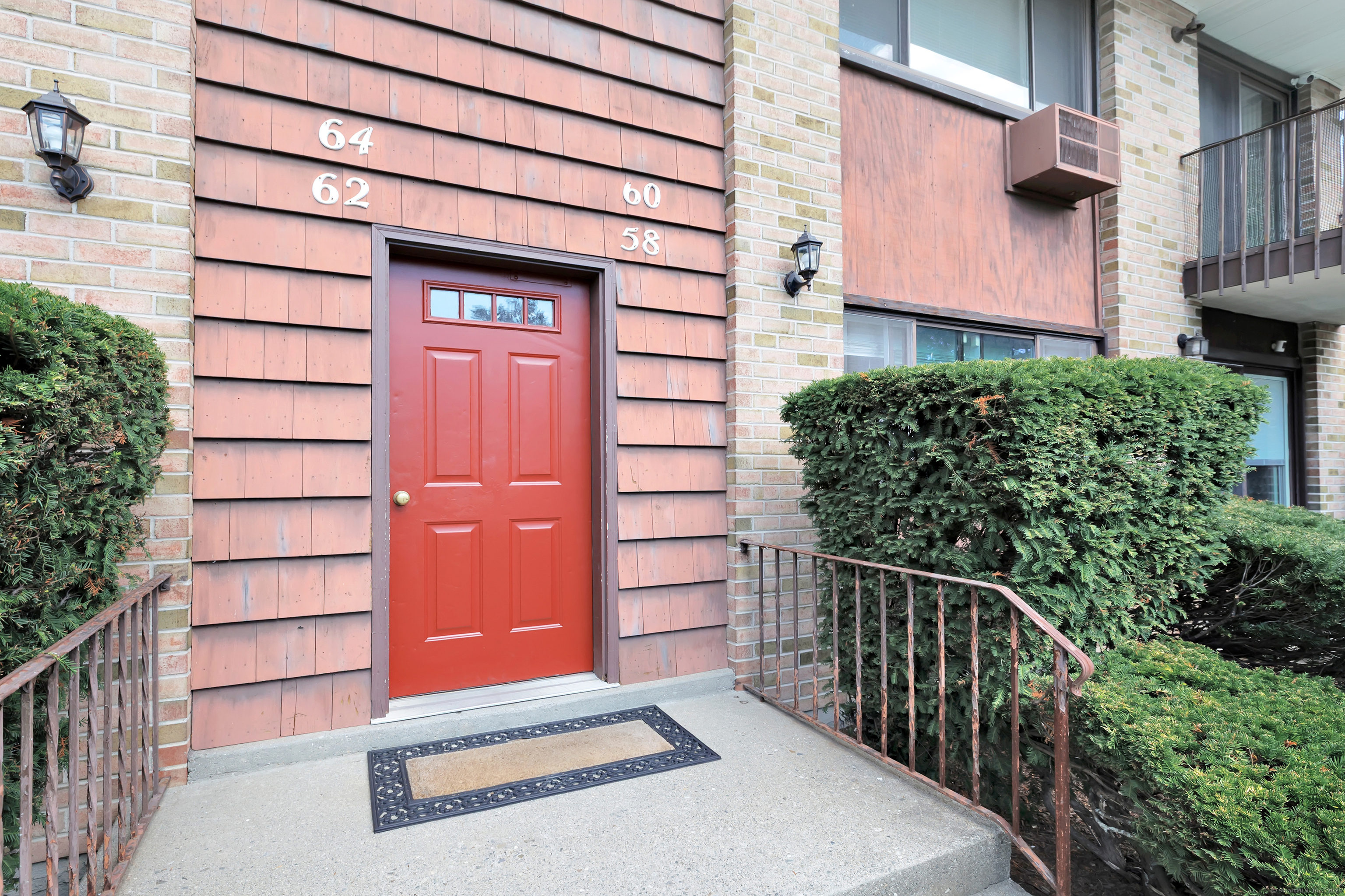64 Kennedy Drive 64