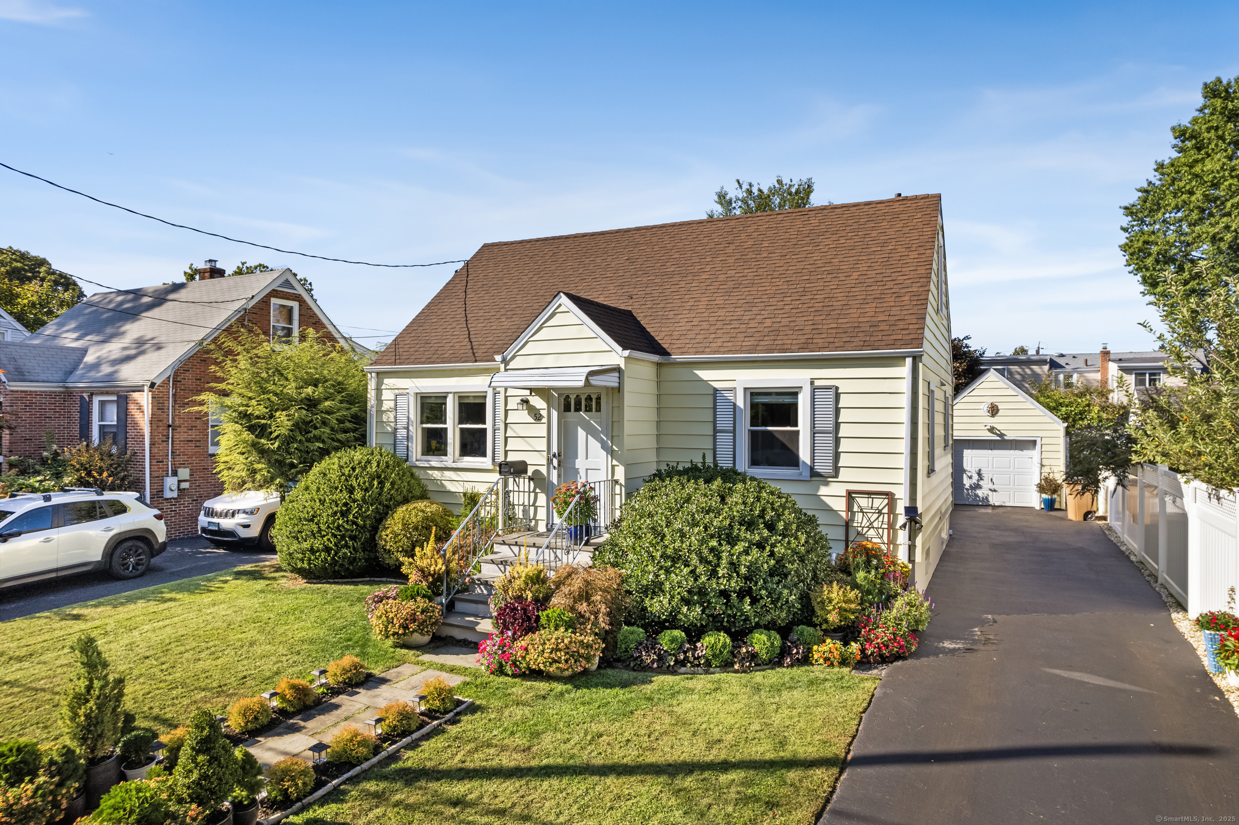 52 Sachem Place